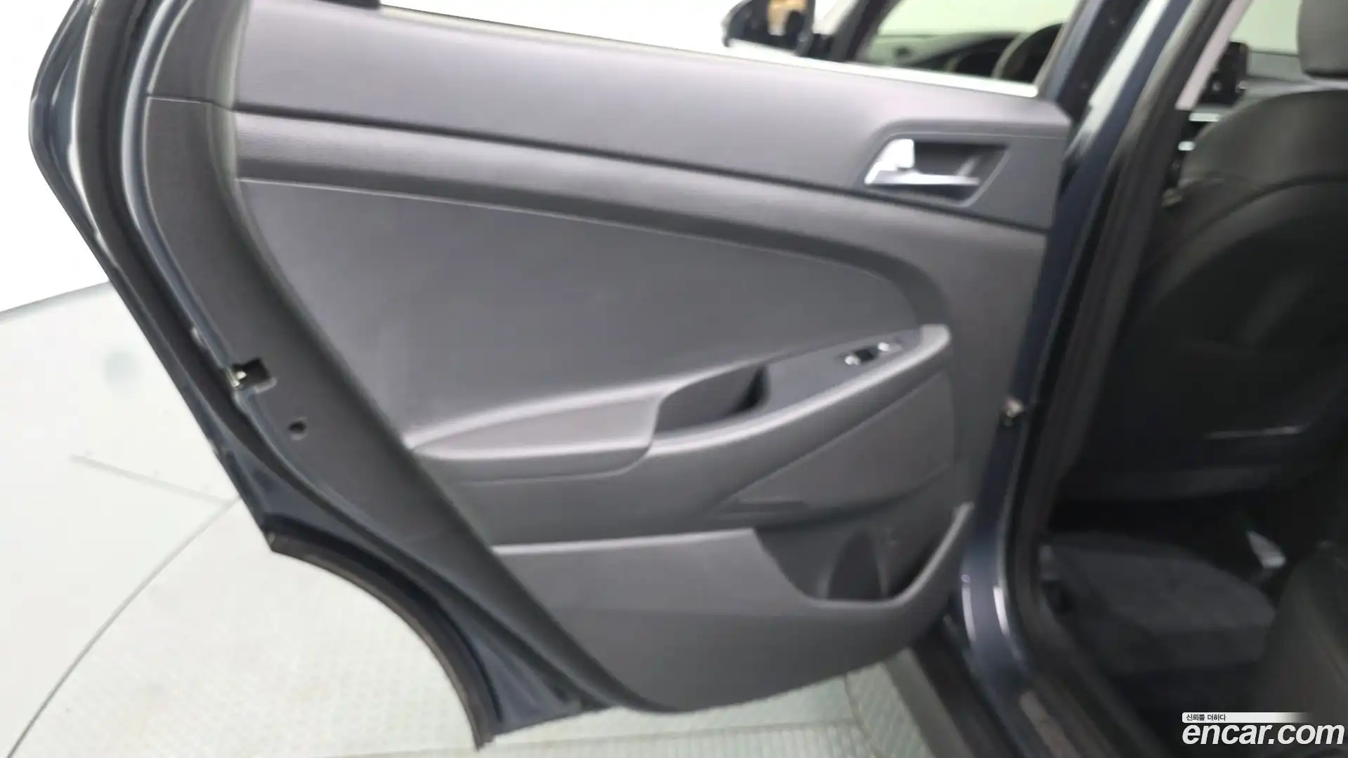 Tucson Hyundai 2019.10-INNER-035