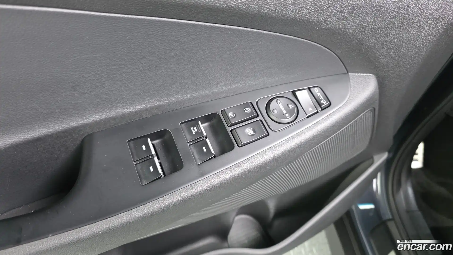 Tucson Hyundai 2019.10-OPTION-044