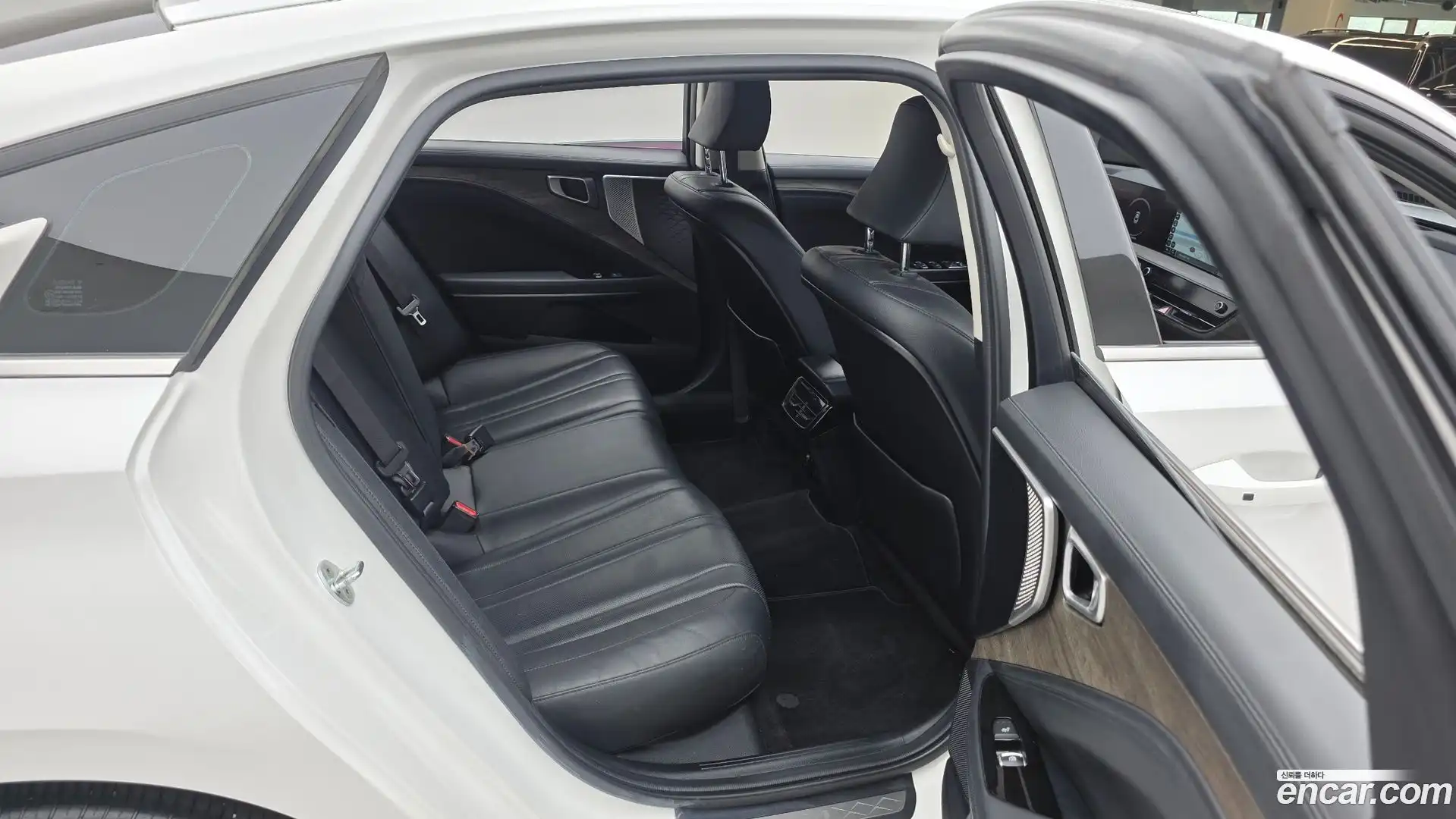 K8 Kia 2021.4-OPTION-016