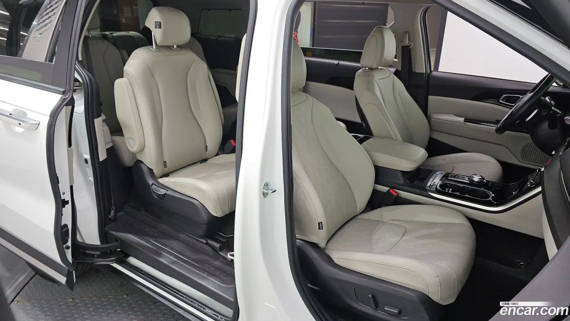 Canival Kia 2022.5-OPTION-015