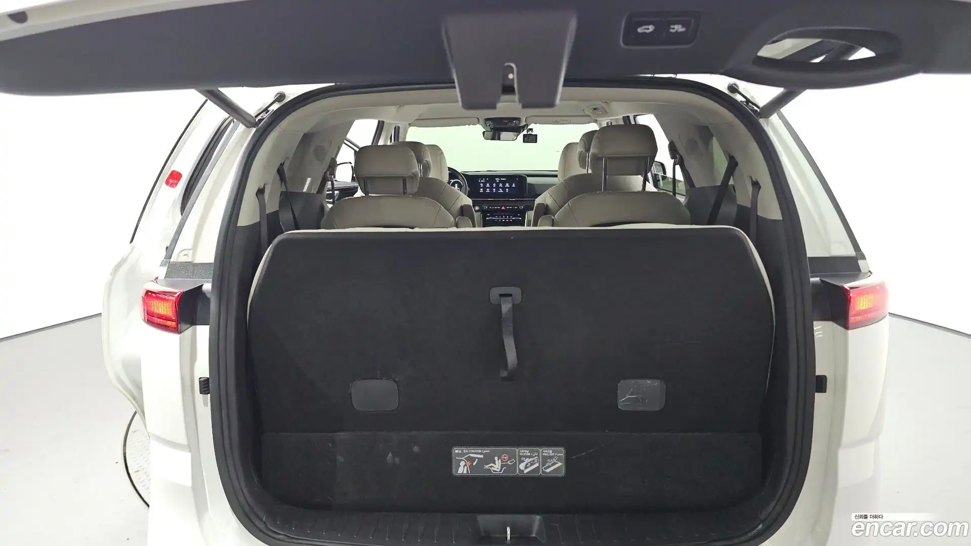 Canival Kia 2022.5-OPTION-024