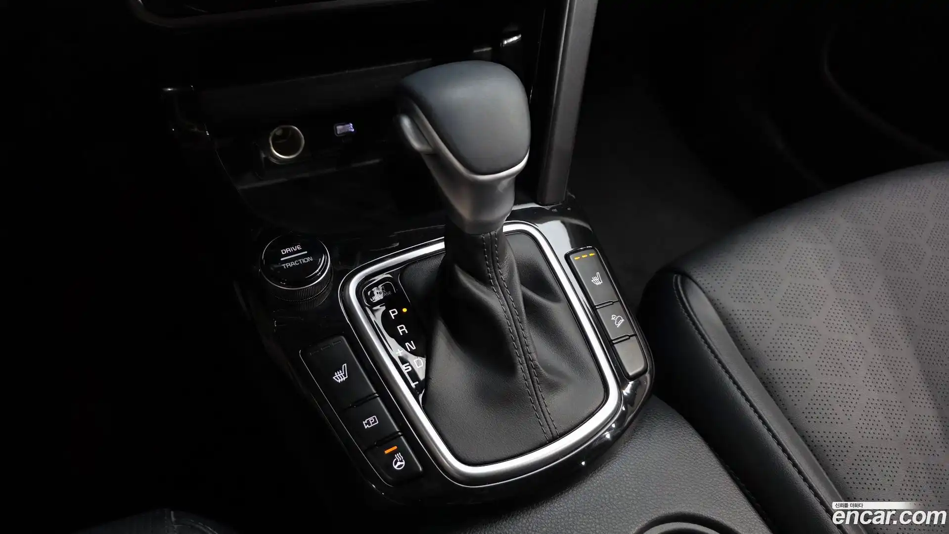 Seltos Kia 2023.5-INNER-009