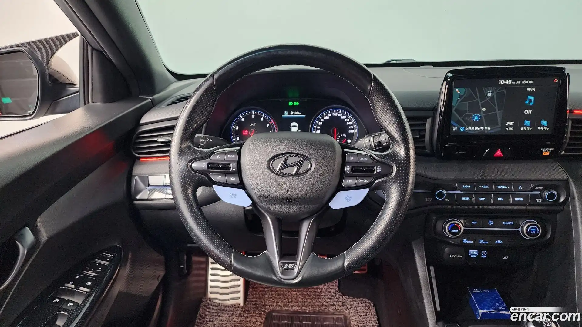 Veloster Hyundai 2018.9-OPTION-017