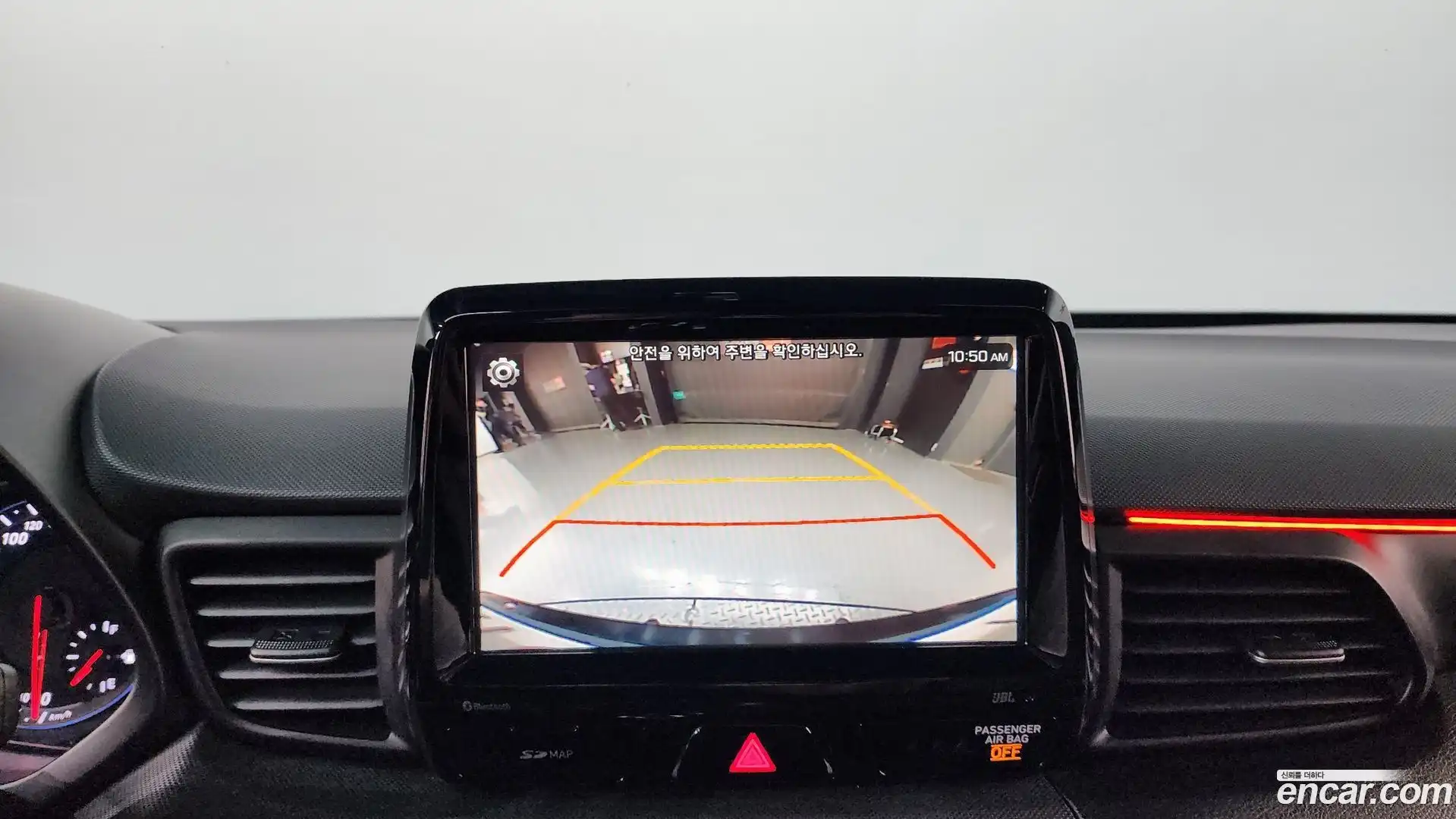 Veloster Hyundai 2018.9-OPTION-018