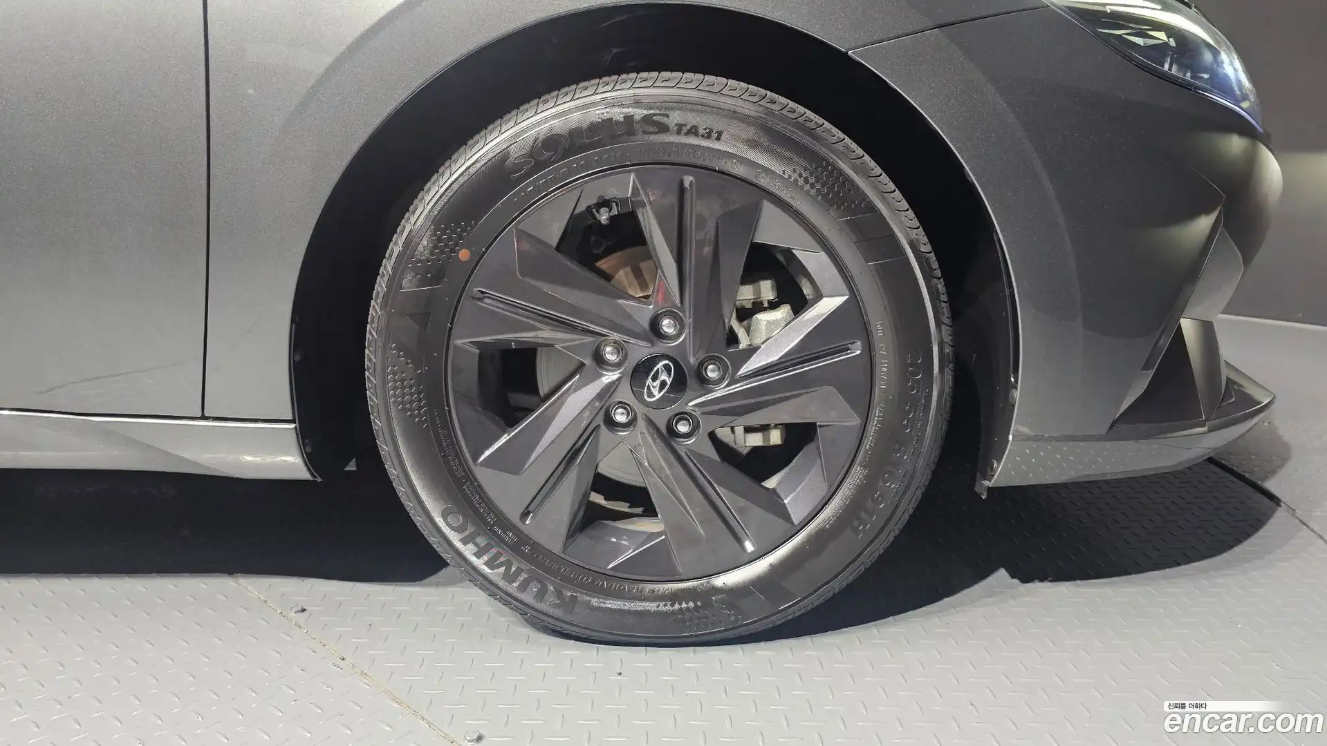 AVANTE Hyundai 2021.5-OUTER-031