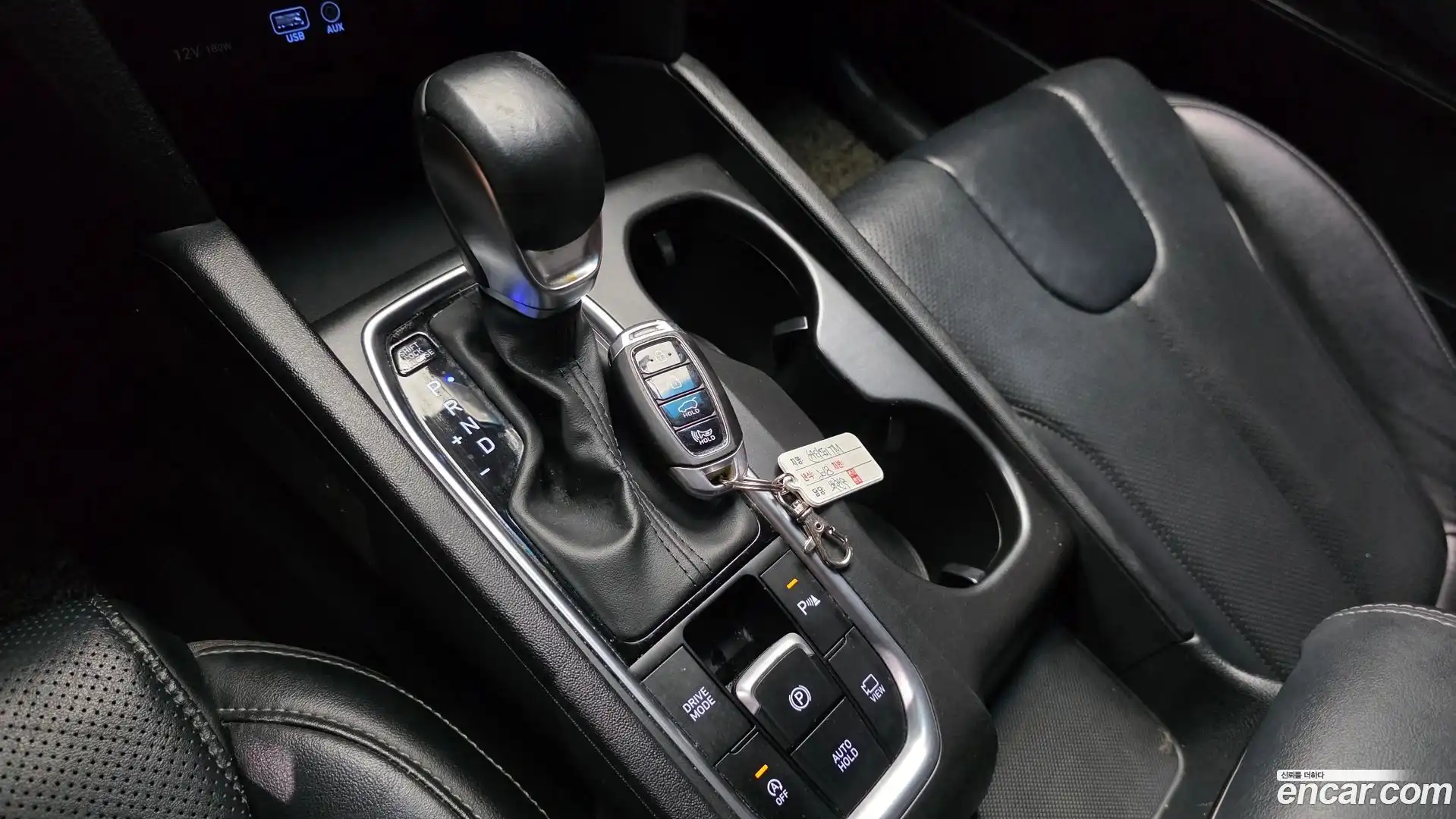 Santafe Hyundai 2018.10-INNER-009