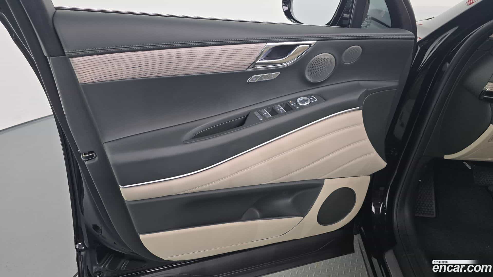 GV80 Genesis 2024.10-INNER-034