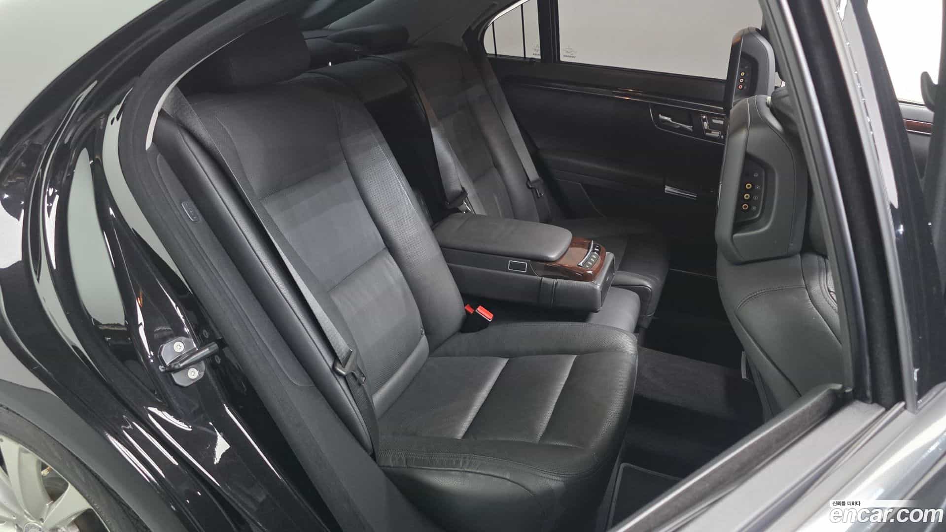 S-Class Mercedes-Benz 2010.3-OPTION-015