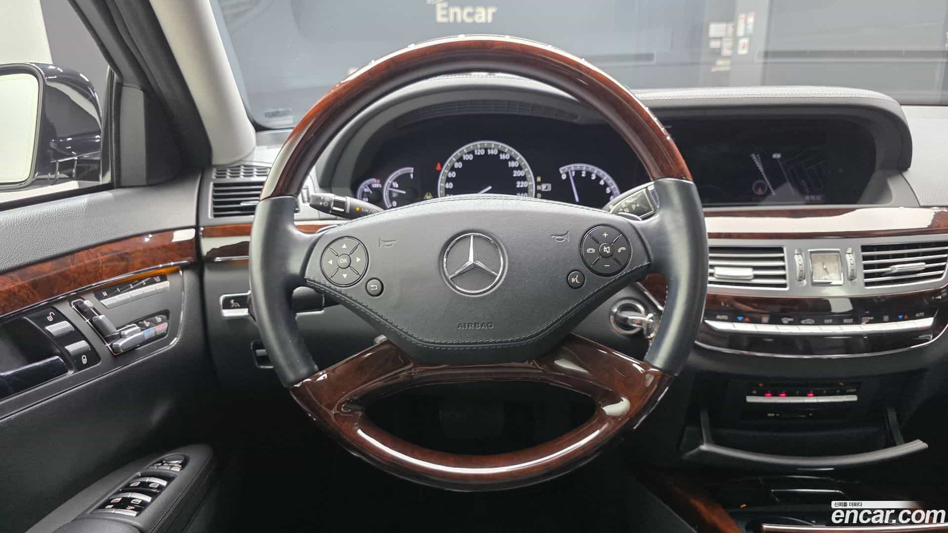 S-Class Mercedes-Benz 2010.3-OPTION-017