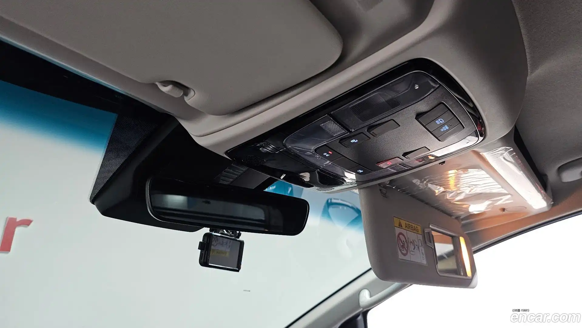 Staria Hyundai 2025.5-OPTION-020
