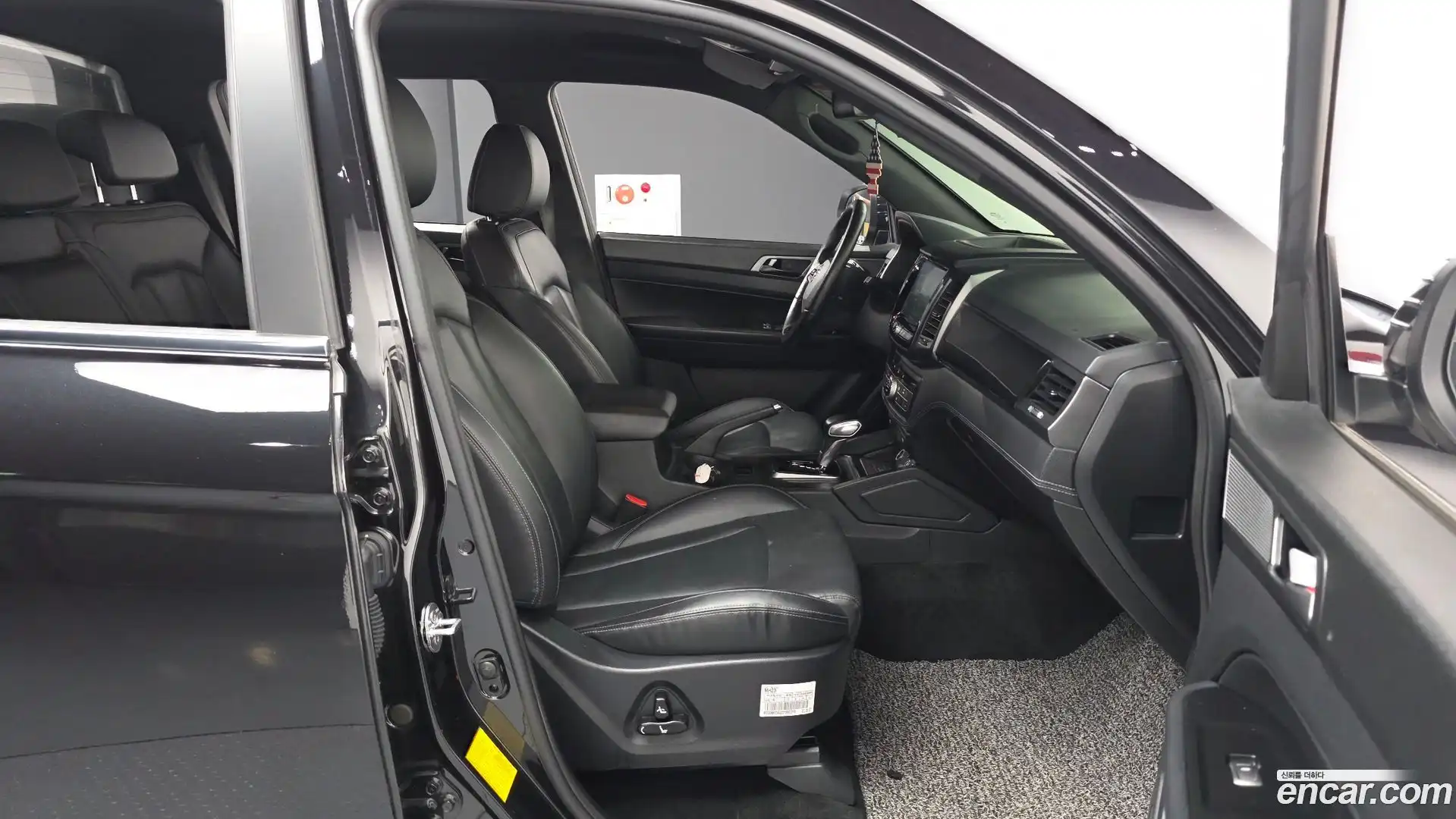 Rexton KG Mobility 2022.1-OPTION-015