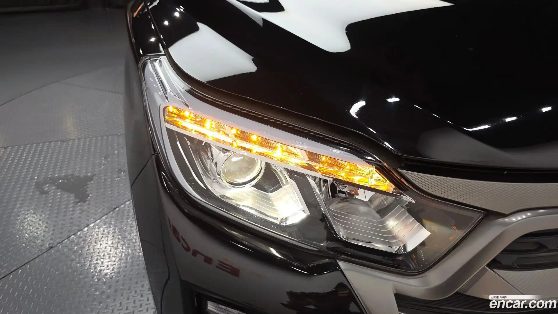 Rexton KG Mobility 2022.1-OUTER-032