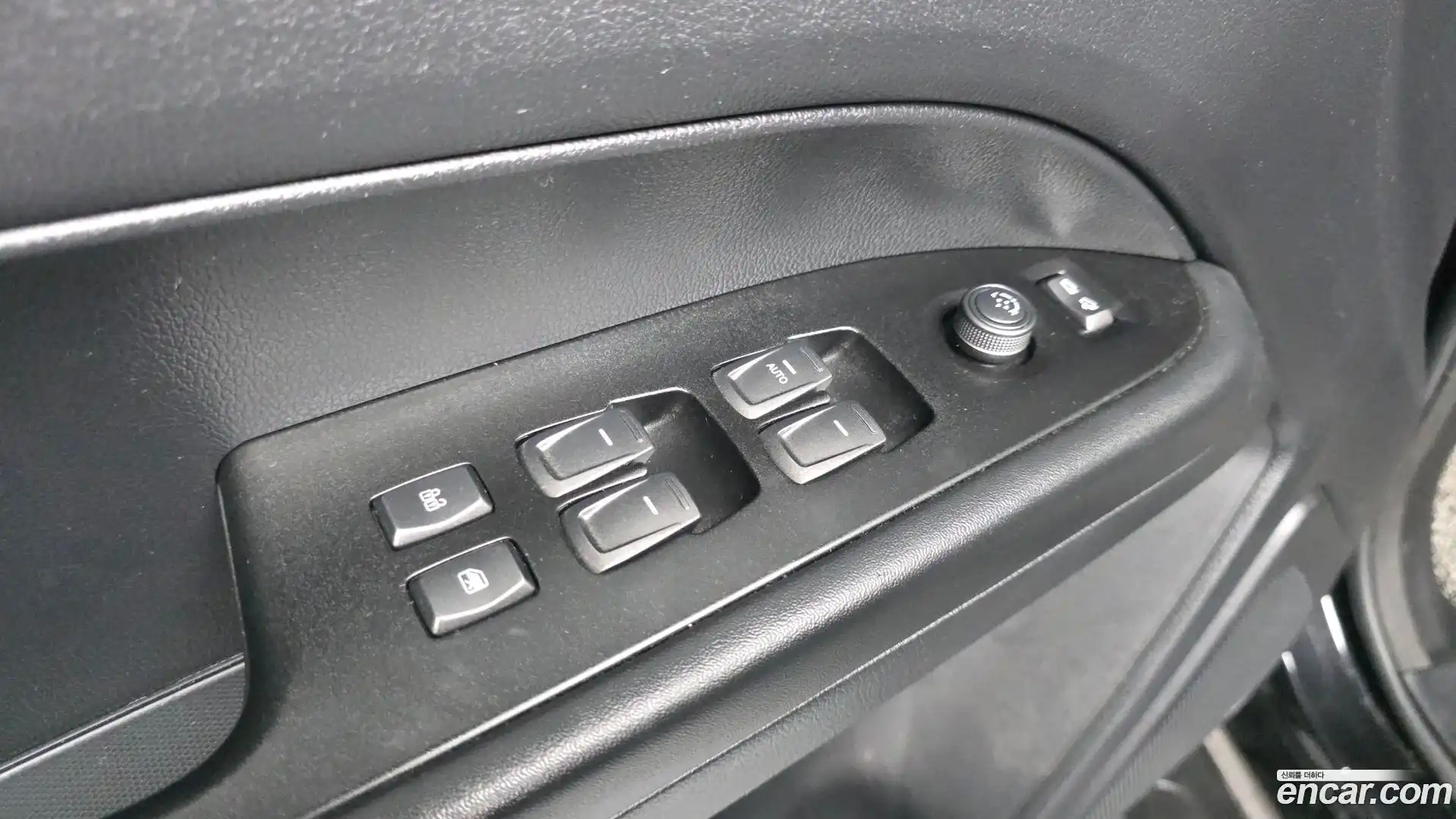 Rexton KG Mobility 2022.1-OPTION-041