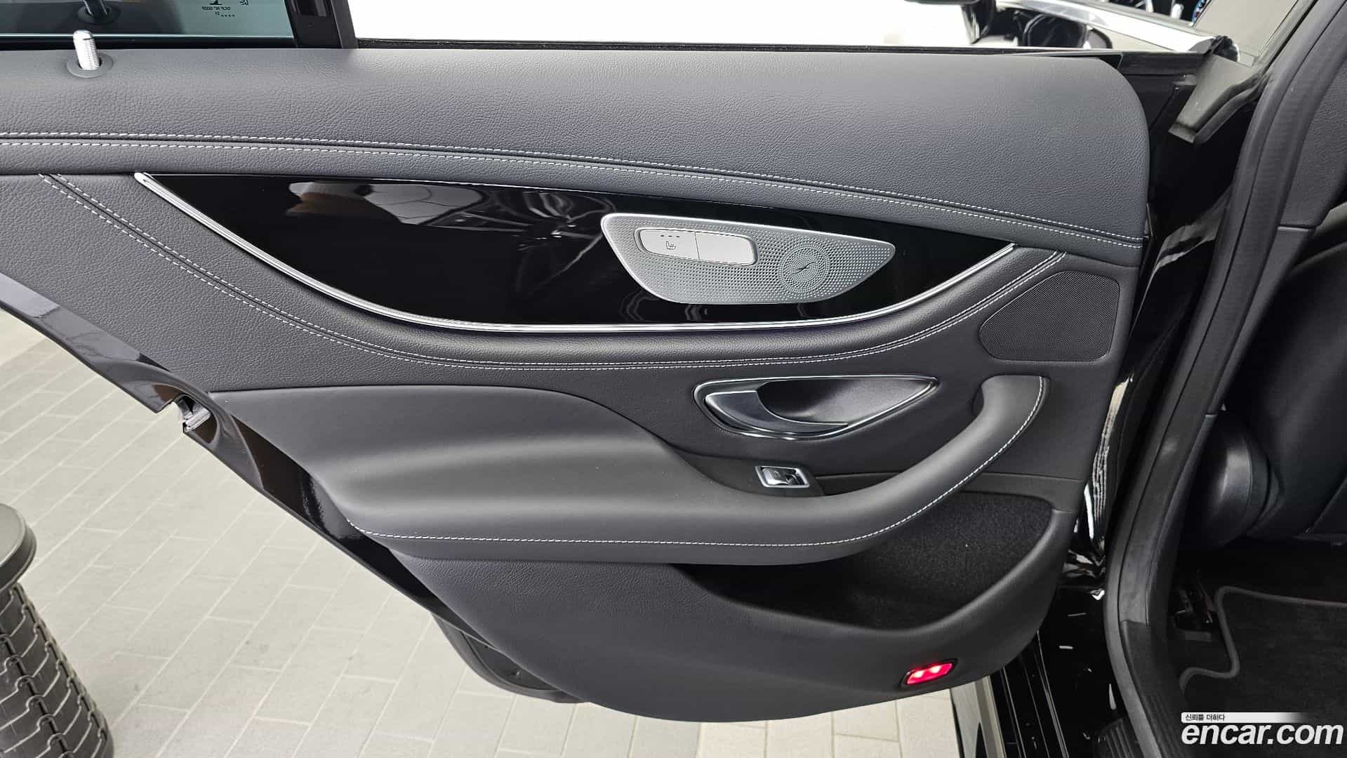 AMG GT Mercedes-Benz 2021.8-INNER-035
