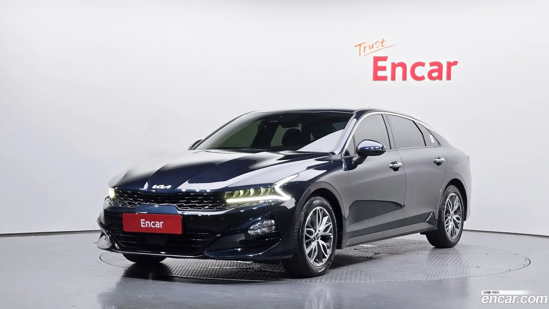 Main__Slider__Photo:K5 Kia 2021.10-0