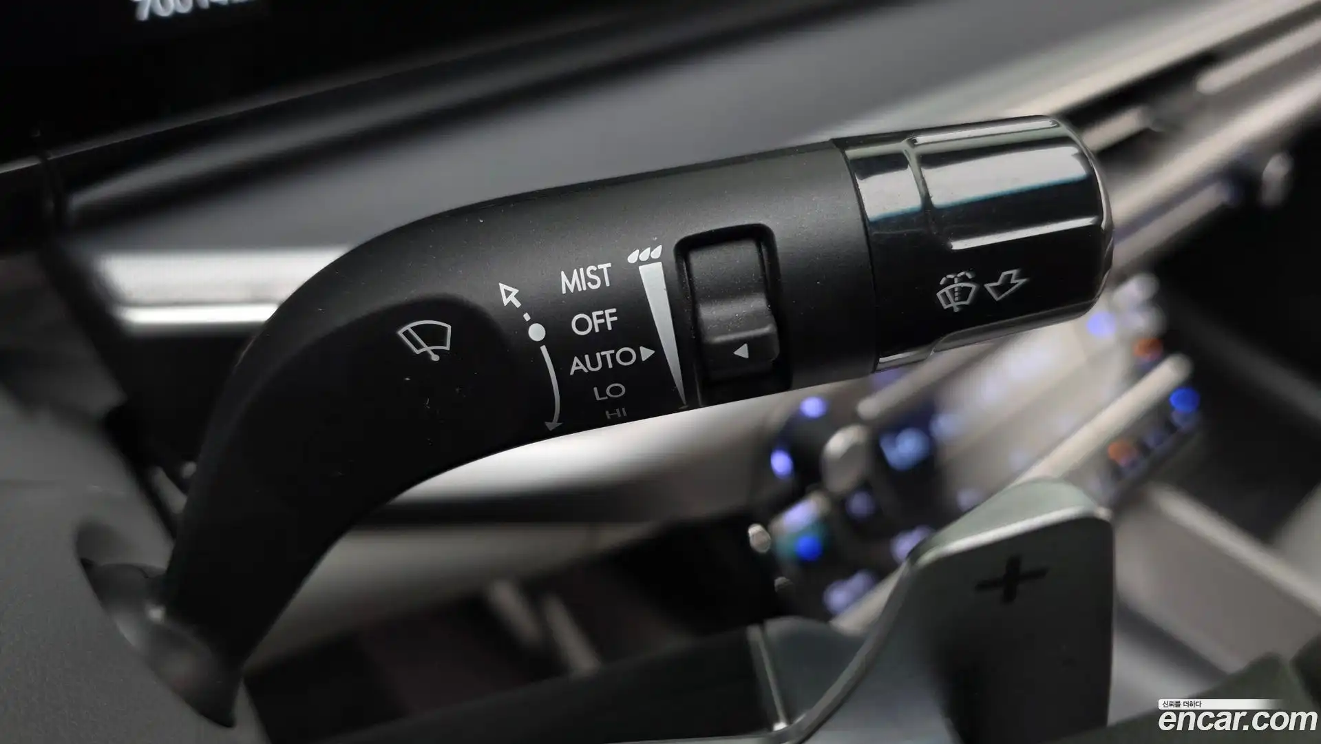 Grandeur Hyundai 2023.1-OPTION-042