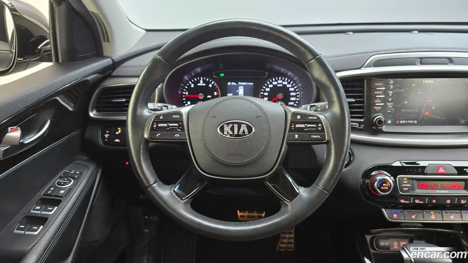 Sorento Kia 2018.4-OPTION-017
