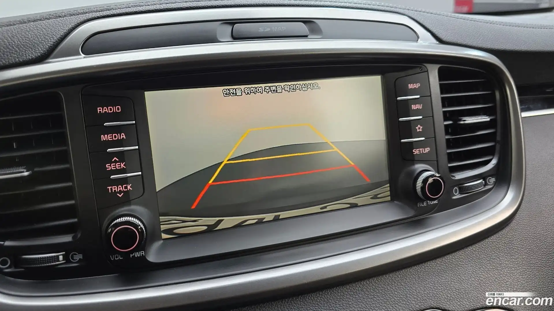 Sorento Kia 2018.4-OPTION-019