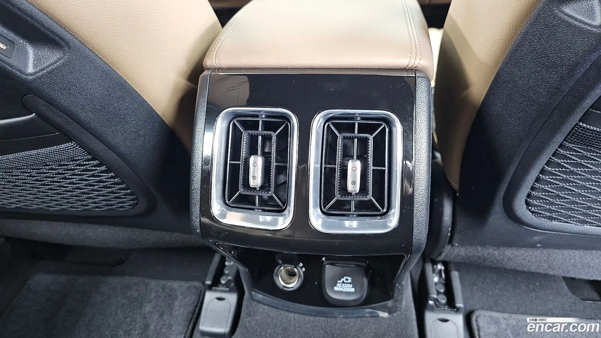 Sorento Kia 2024.8-OPTION-044