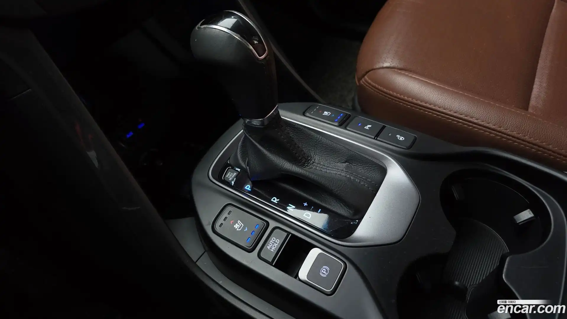 Maxcruz Hyundai 2014.7-INNER-009
