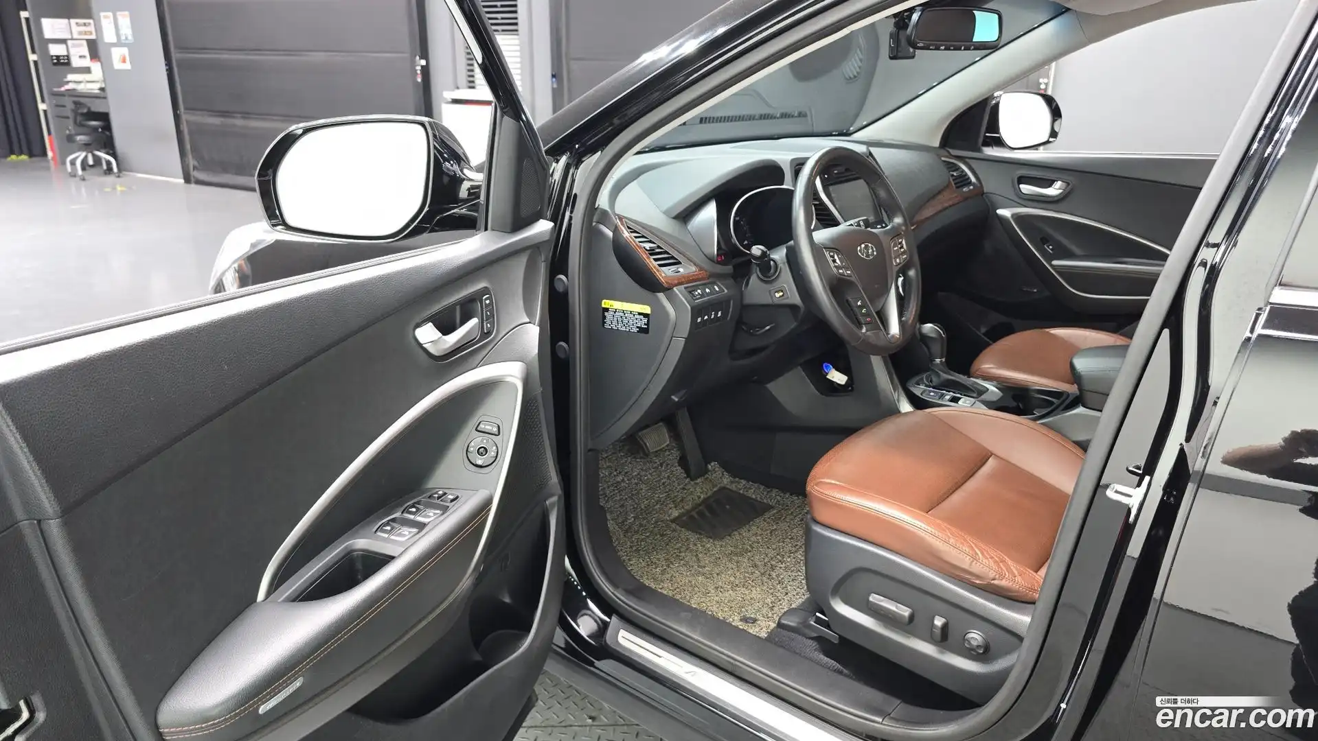 Maxcruz Hyundai 2014.7-INNER-010