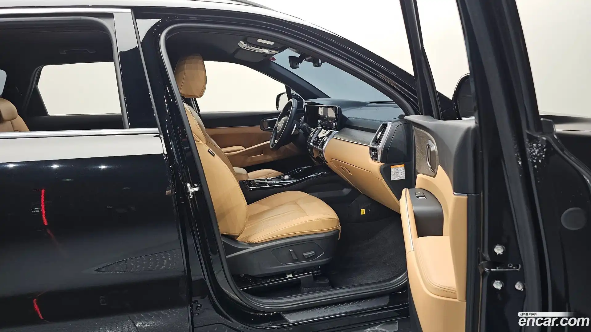 Sorento Kia 2023.2-INNER-036