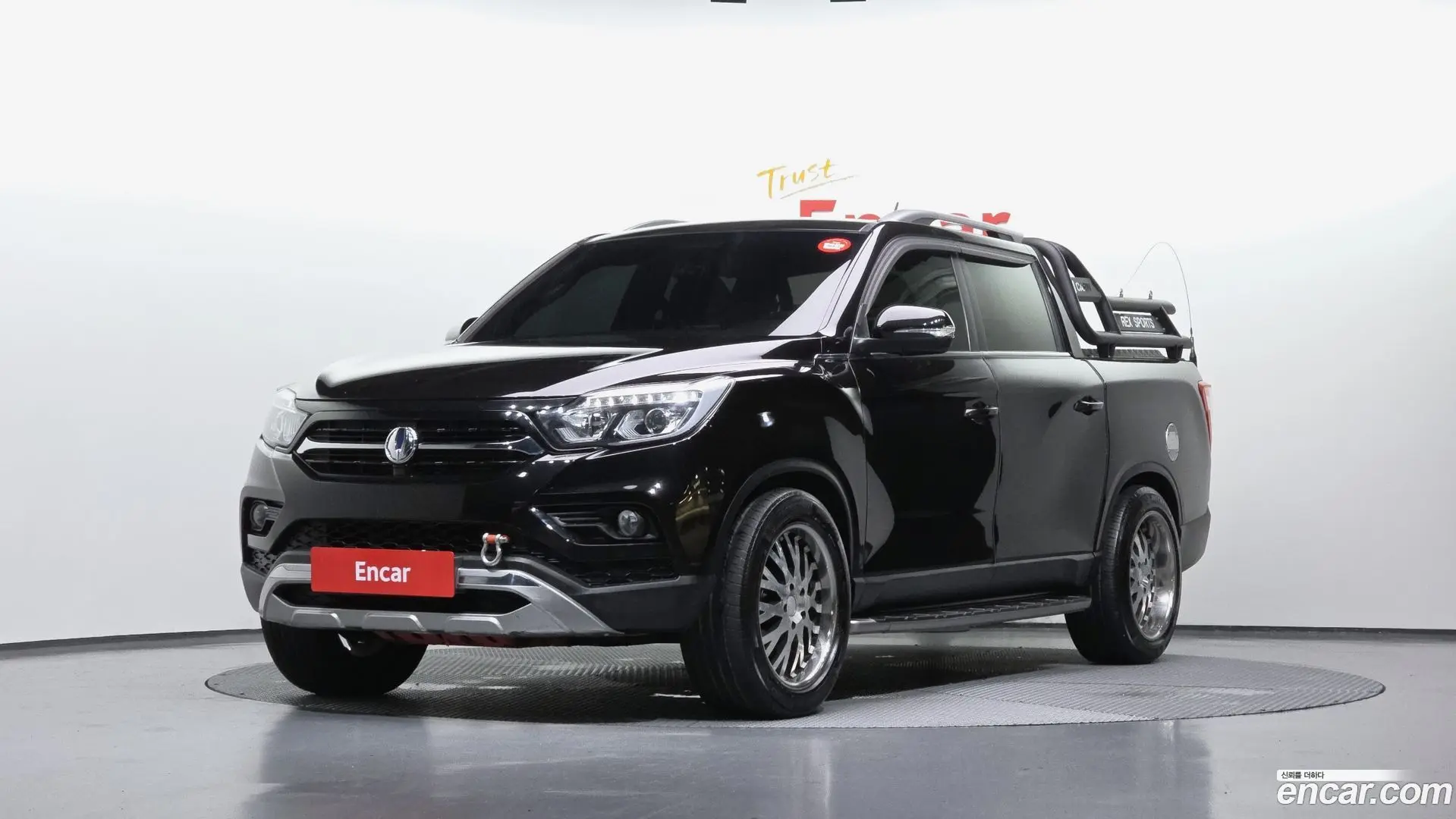 Main__Slider__Photo:Rexton KG Mobility 2018.2-0
