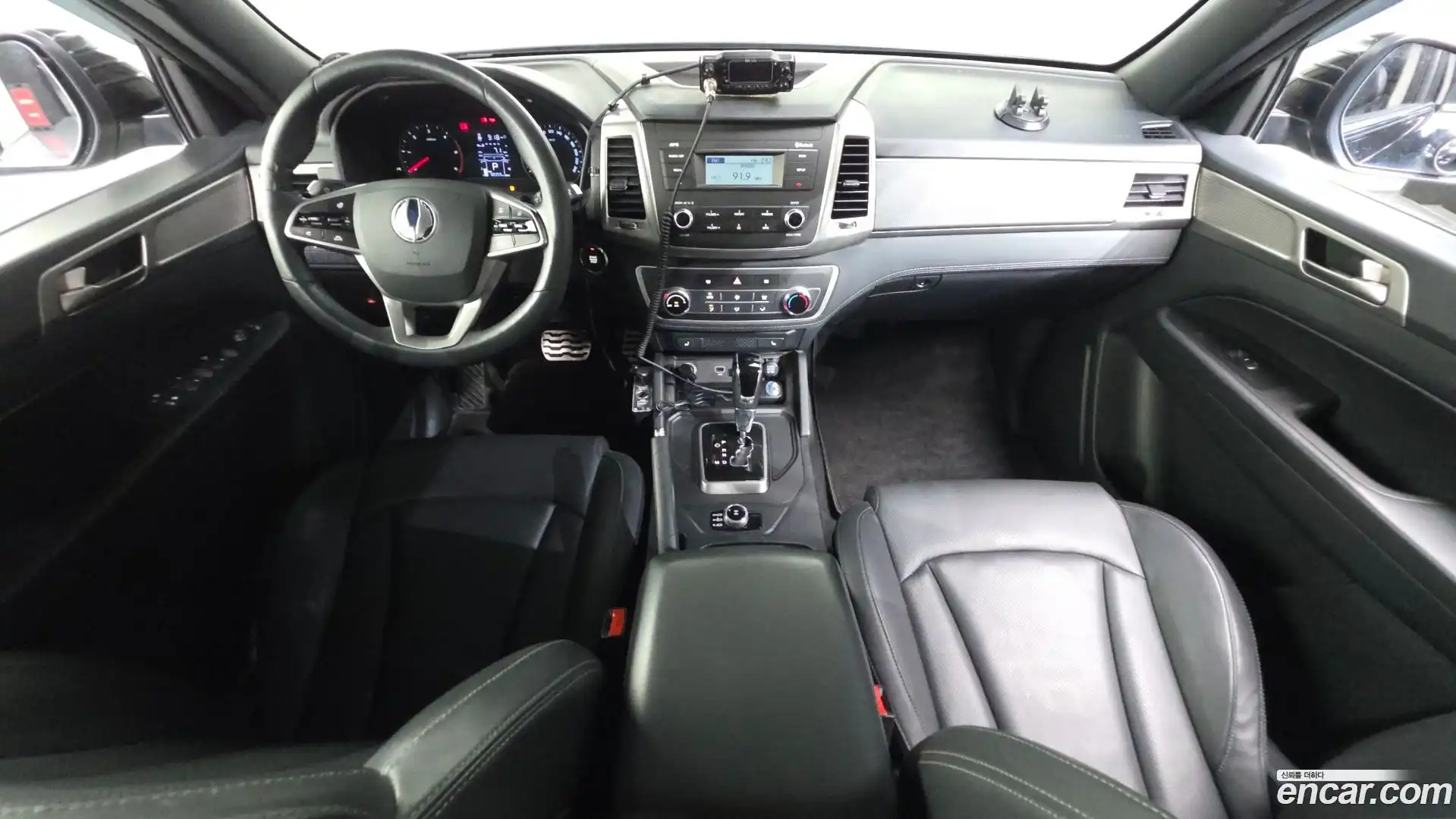 Rexton KG Mobility 2018.2-INNER-007