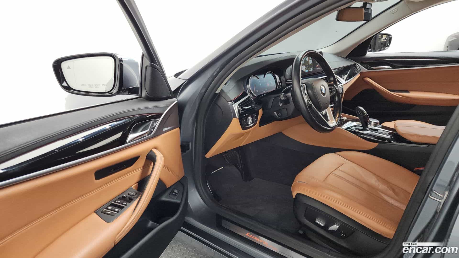 5-Series BMW 2018.8-INNER-010