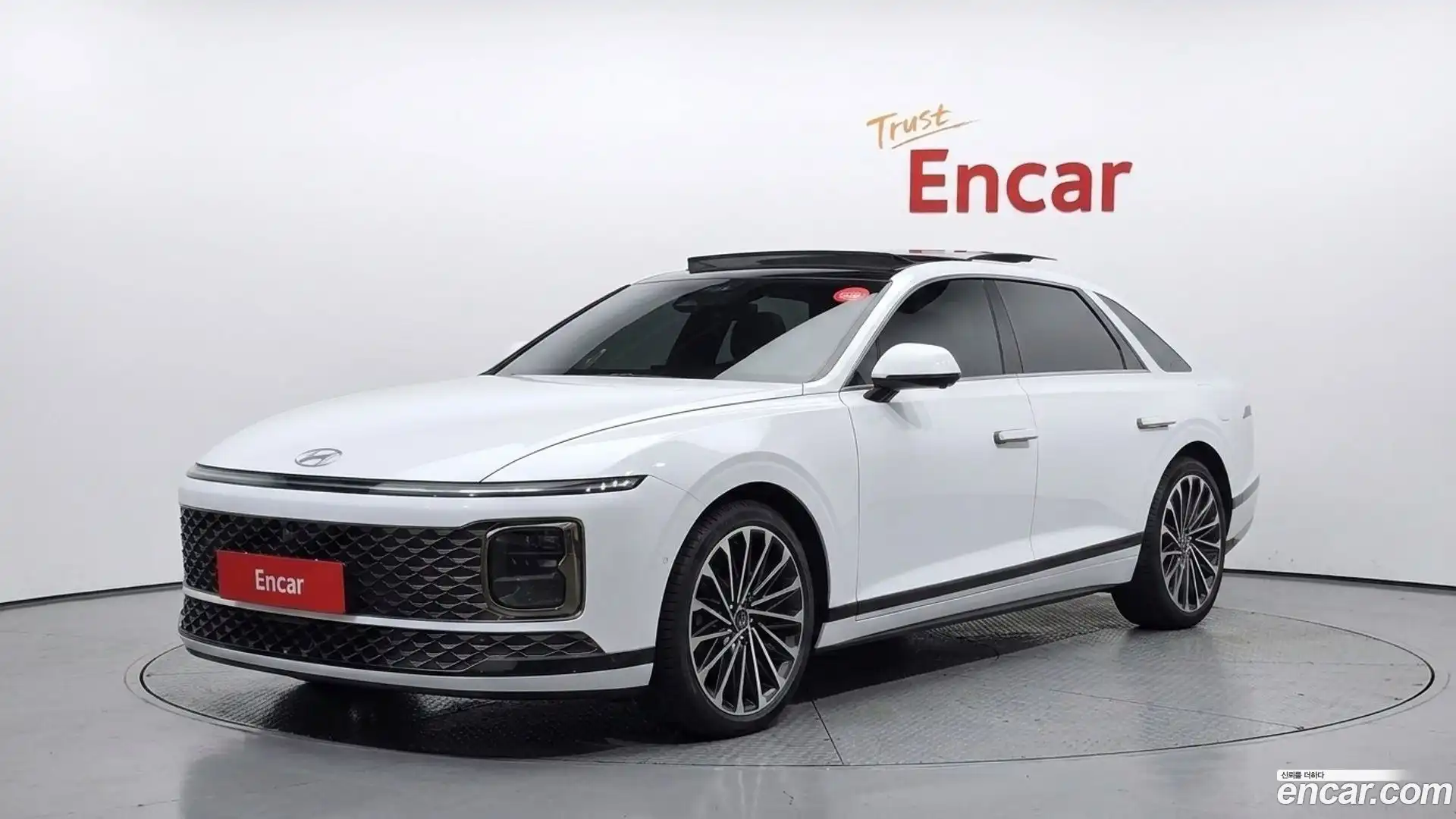 Grandeur Hyundai 2025.6-OUTER-001