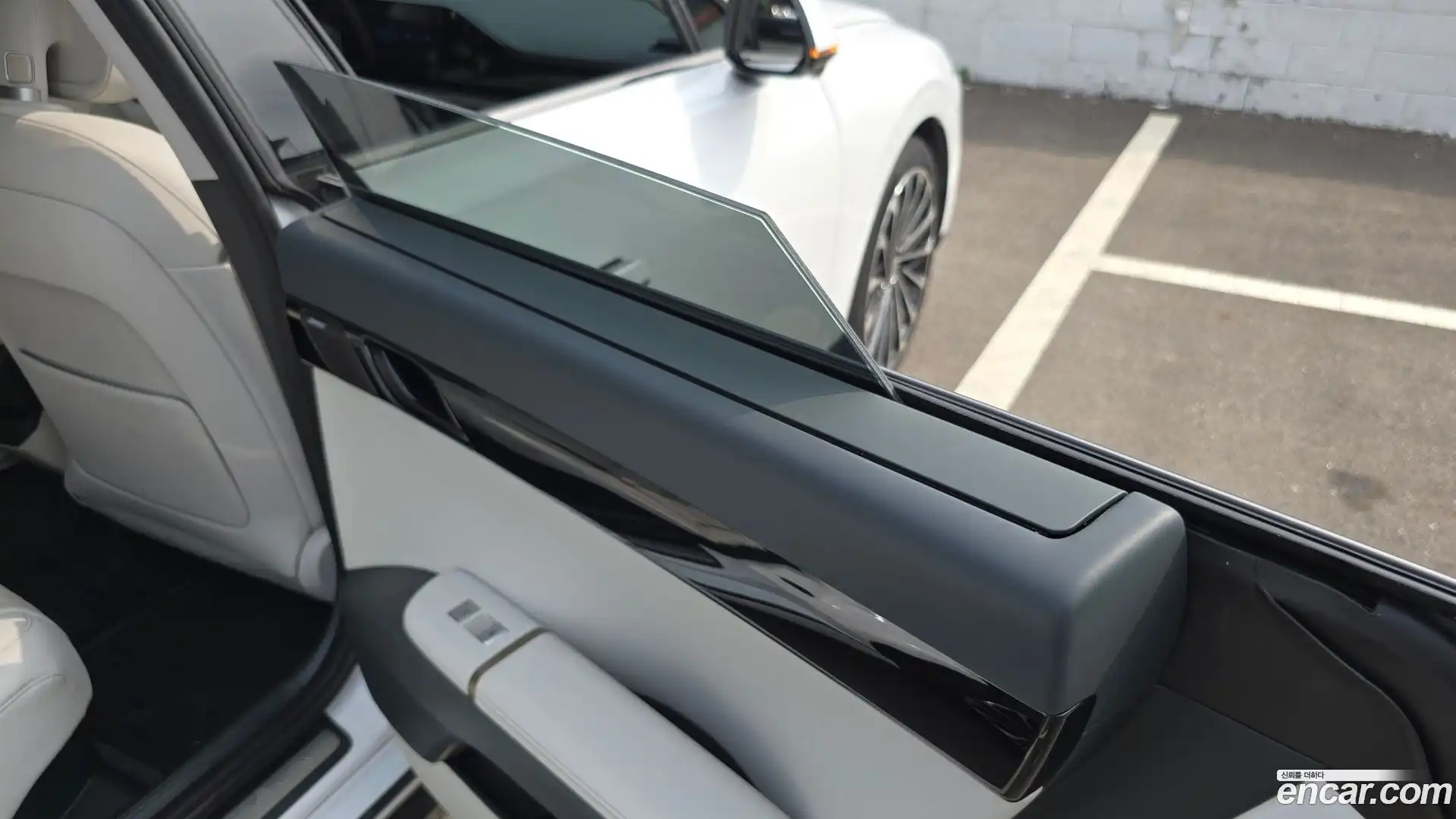 Grandeur Hyundai 2025.6-OPTION-044
