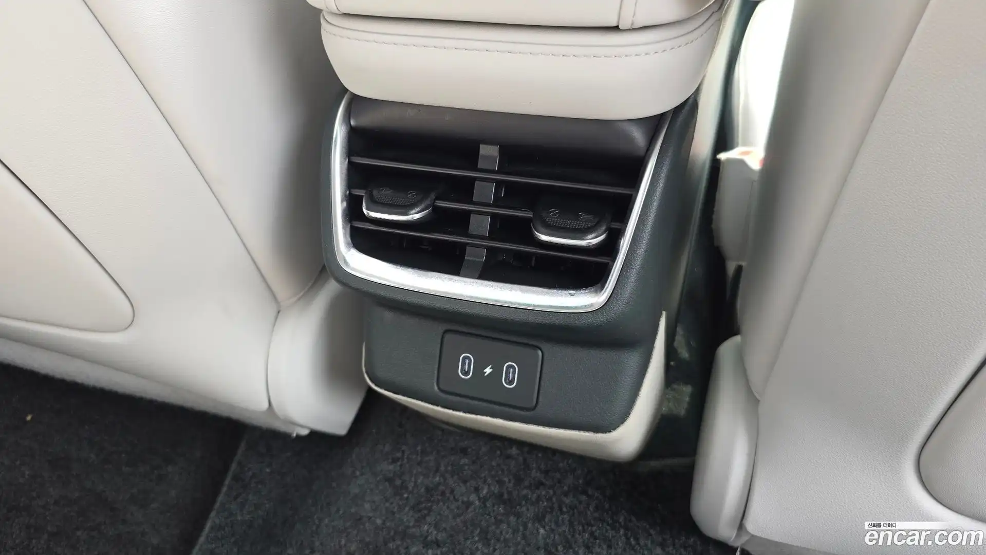Grandeur Hyundai 2025.6-OPTION-045