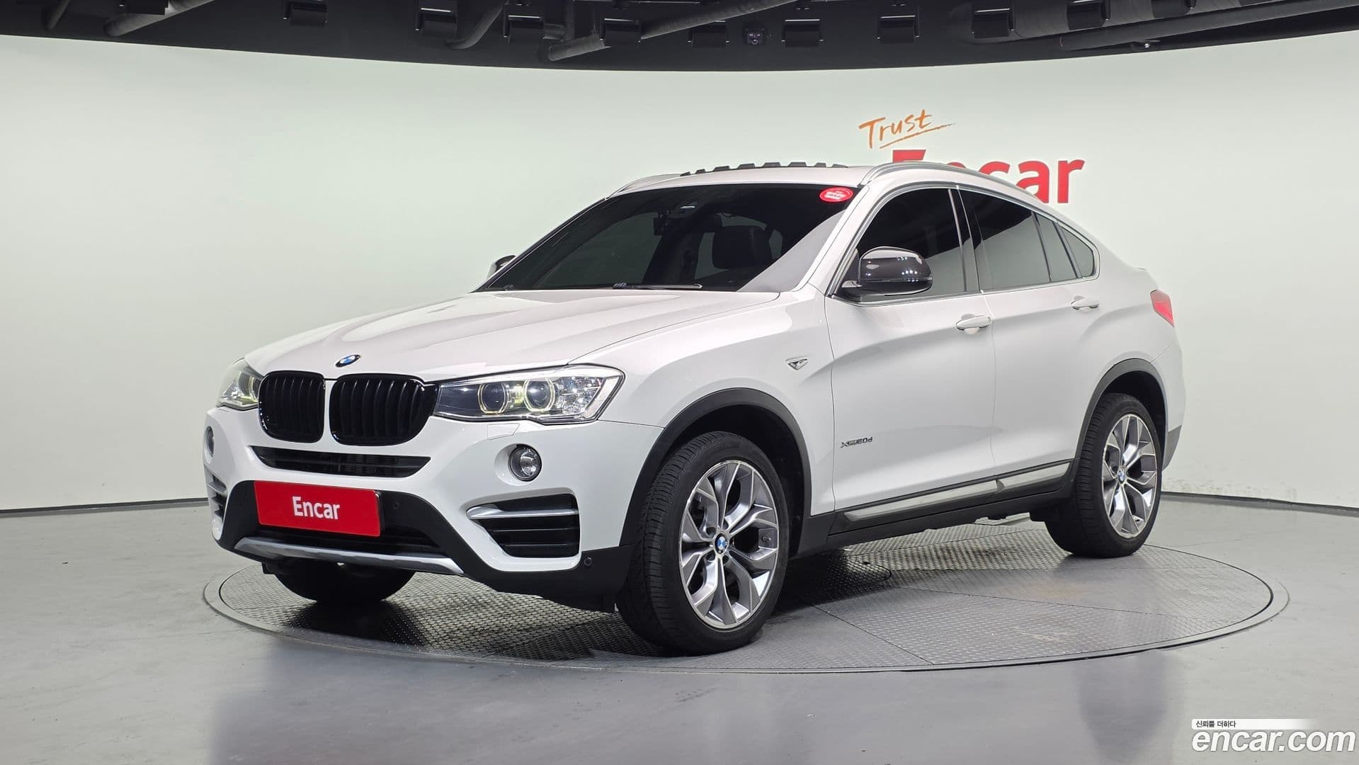 Main__Slider__Photo:X4 BMW 2017.3-0