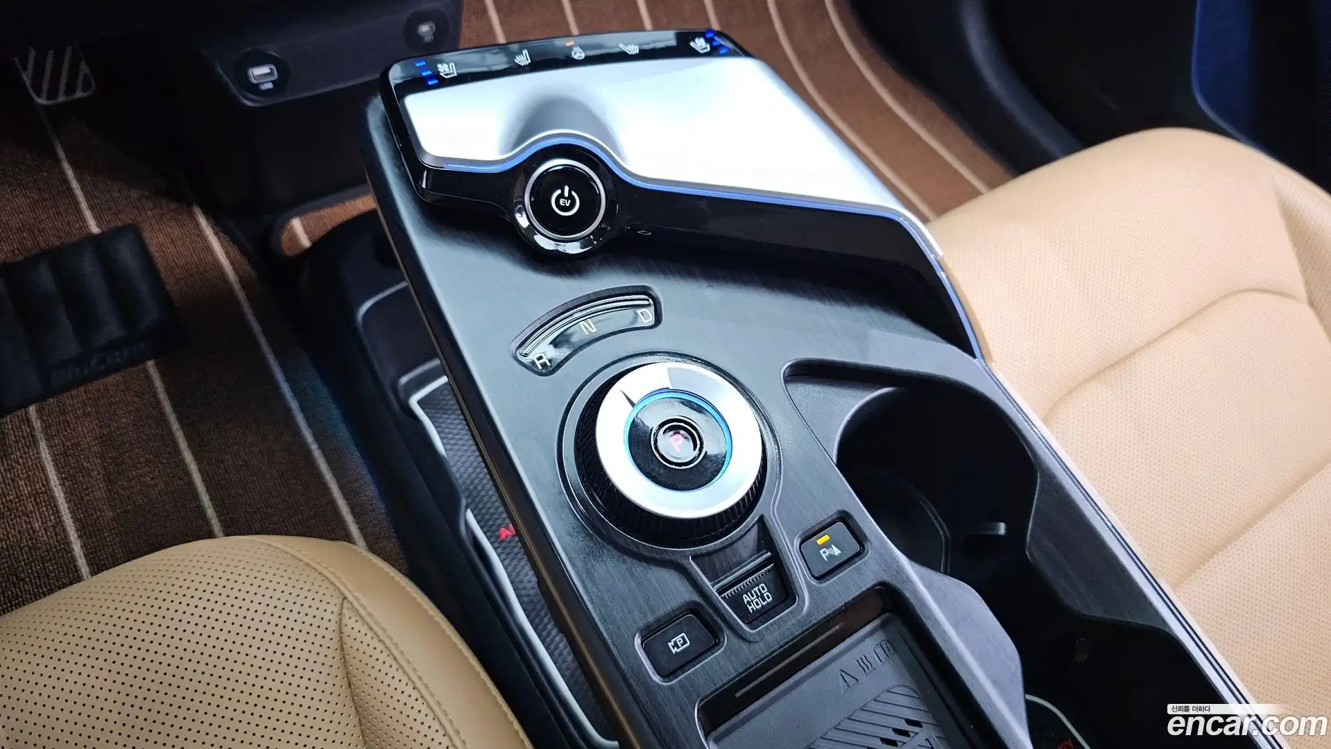 EV6 Kia 2023.7-INNER-009