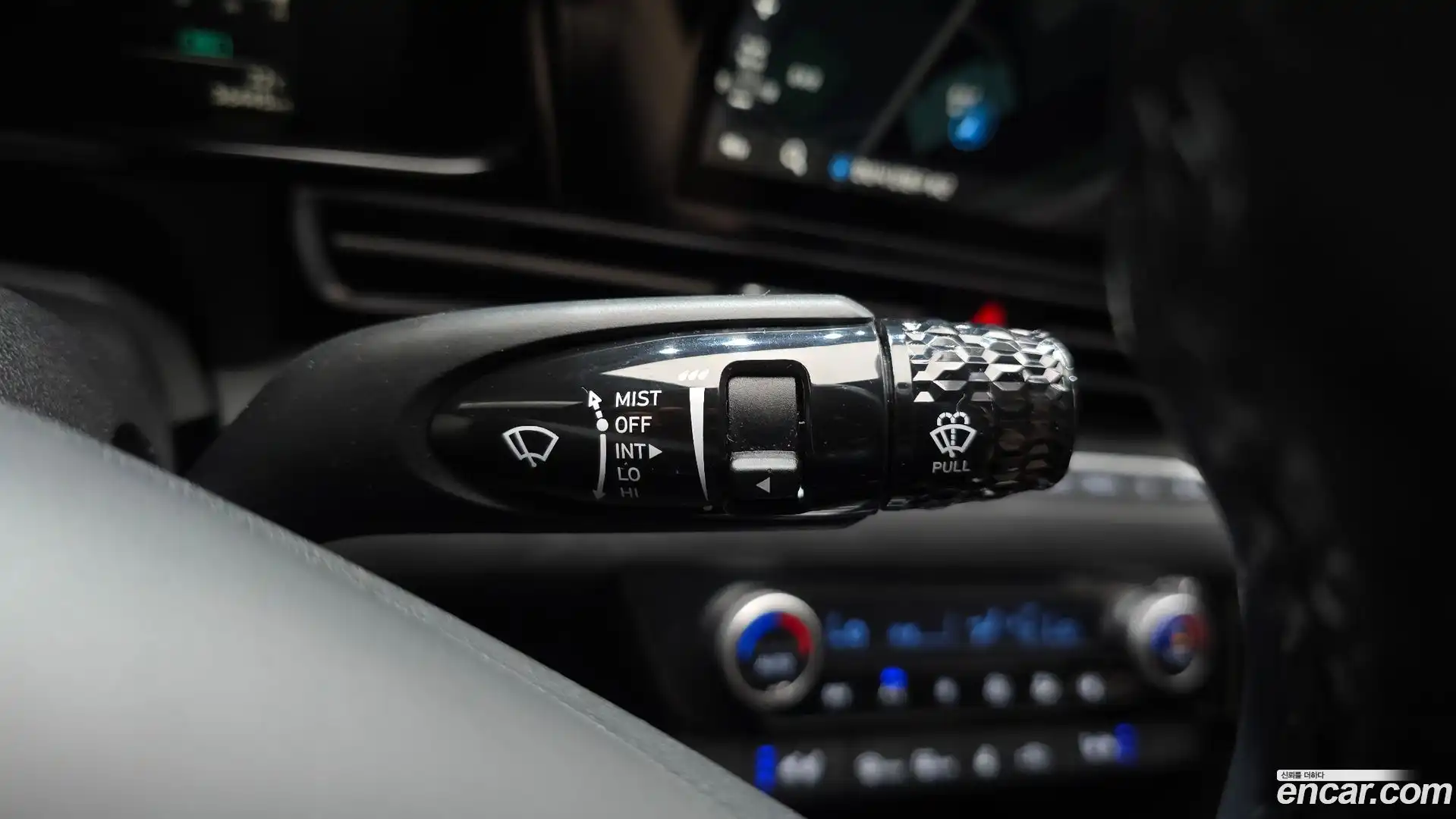 AVANTE Hyundai 2022.5-OPTION-020