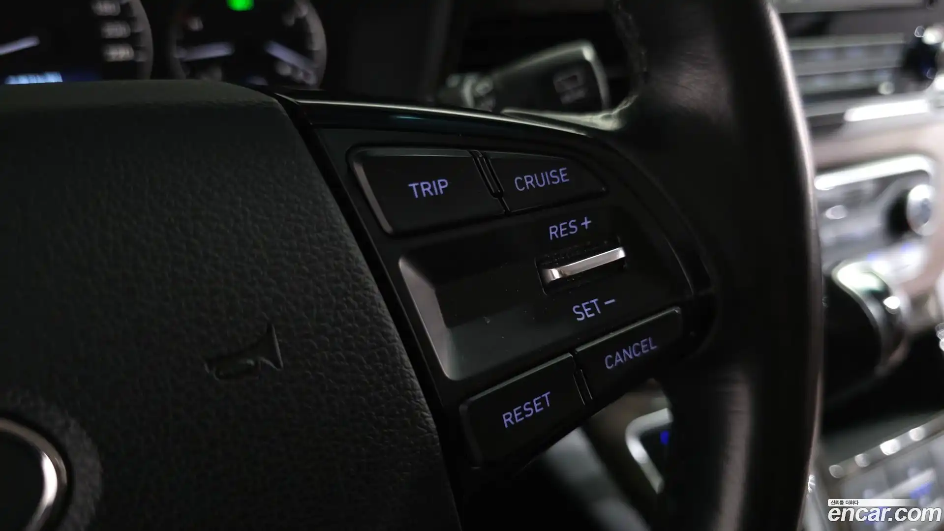 Starex Hyundai 2018.9-OPTION-022