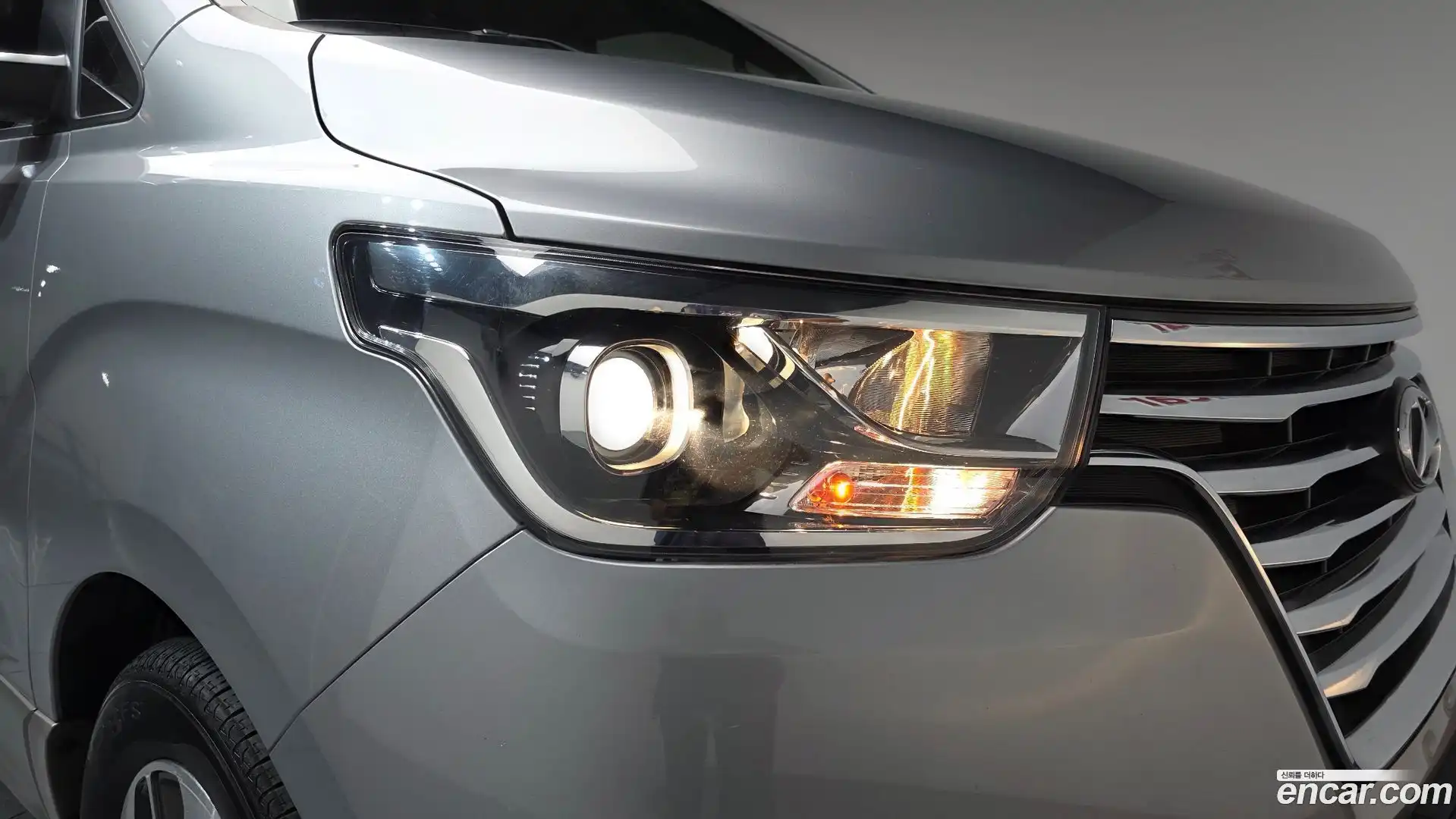 Starex Hyundai 2018.9-OUTER-032
