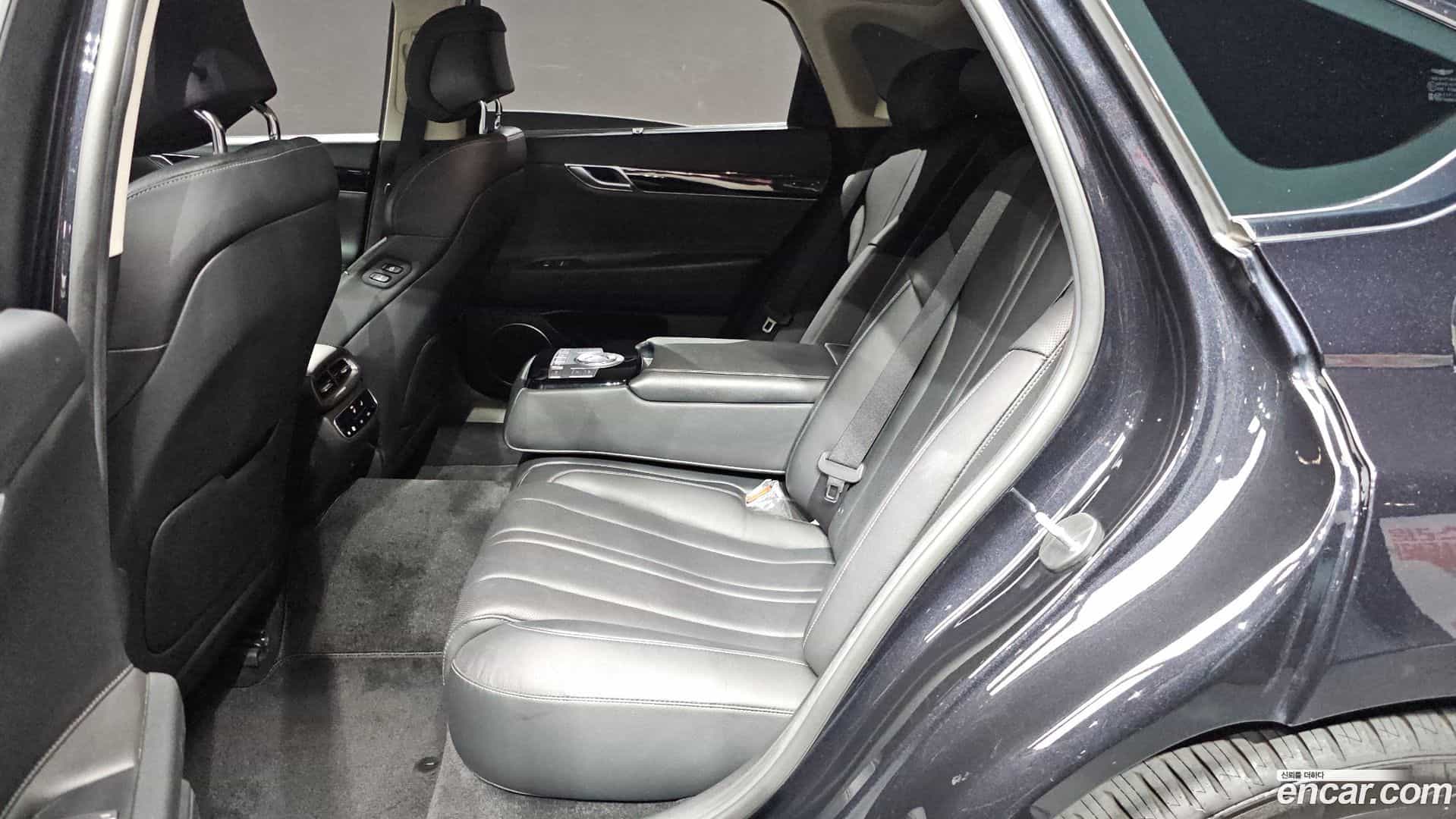 G80 Genesis 2020.7-INNER-036