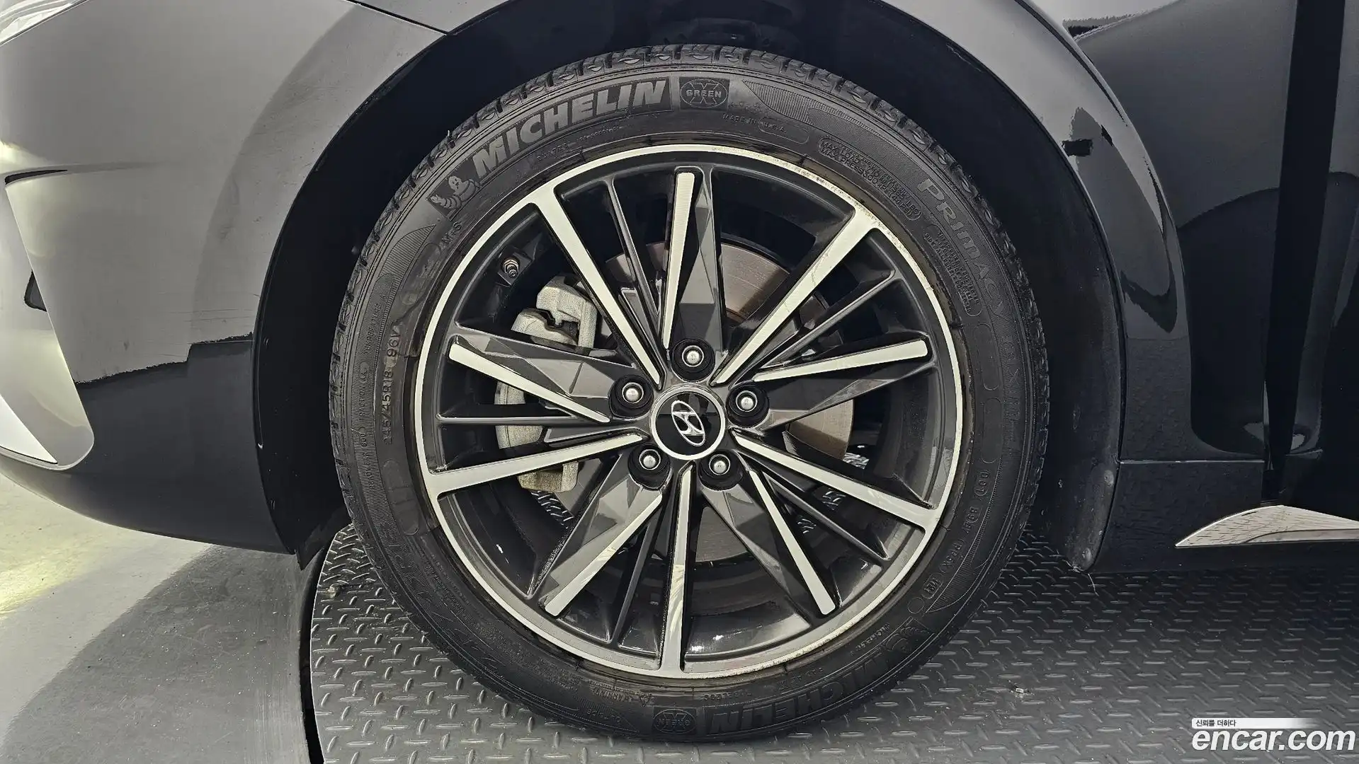 Grandeur Hyundai 2021.11-OUTER-005