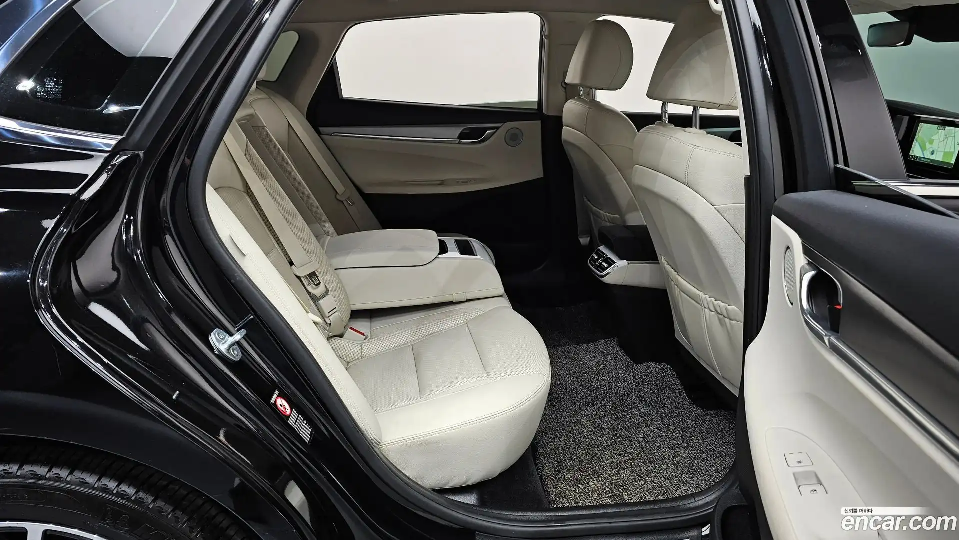 Grandeur Hyundai 2021.11-OPTION-015