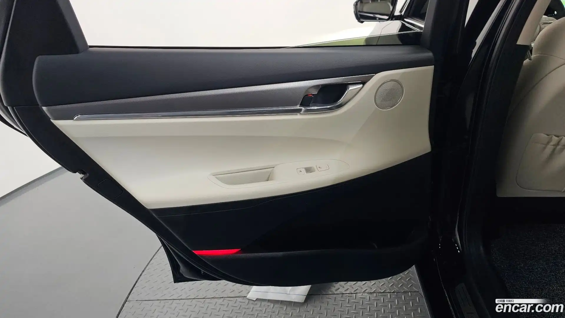 Grandeur Hyundai 2021.11-INNER-035