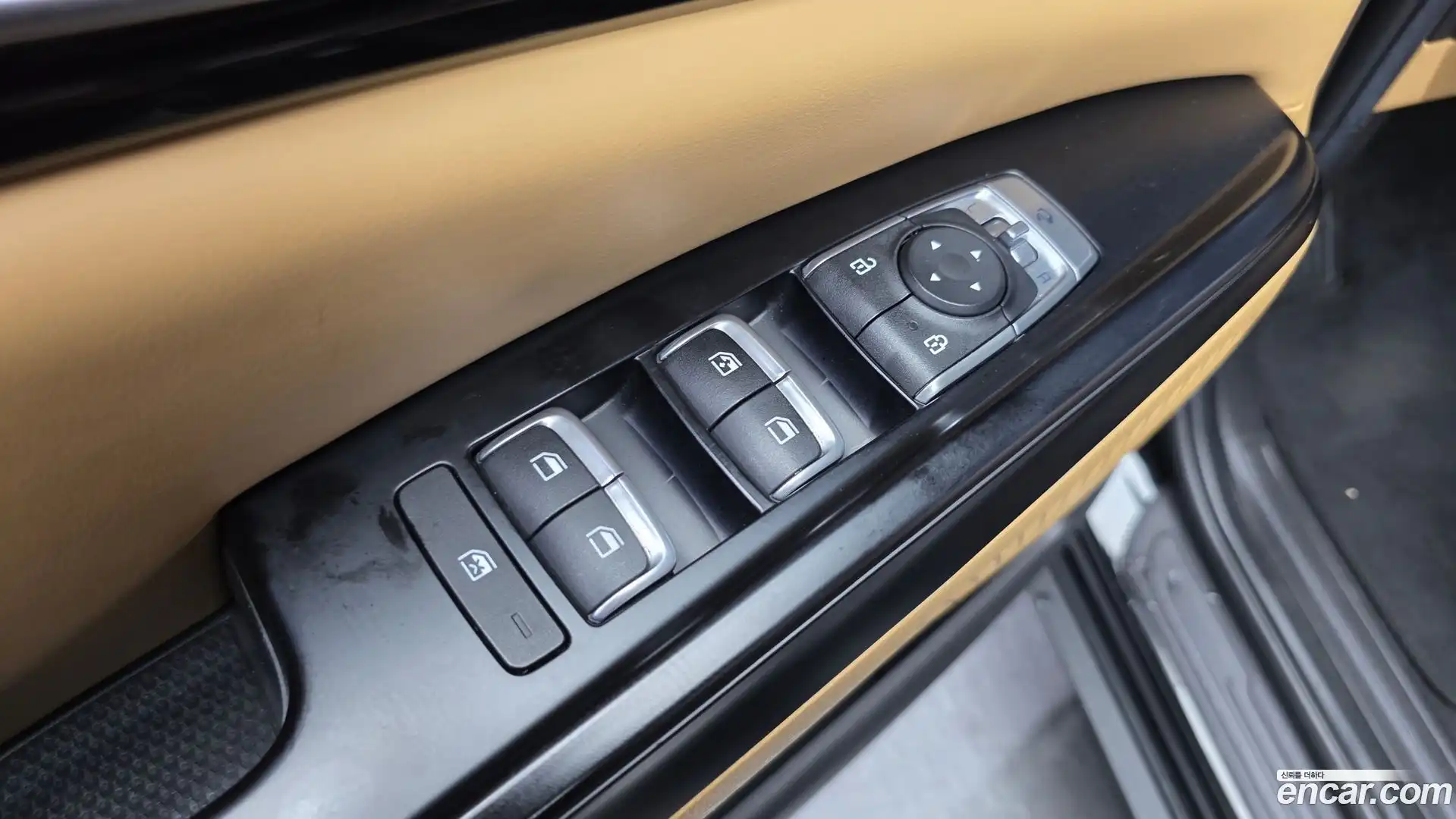 Canival Kia 2021.6-OPTION-017