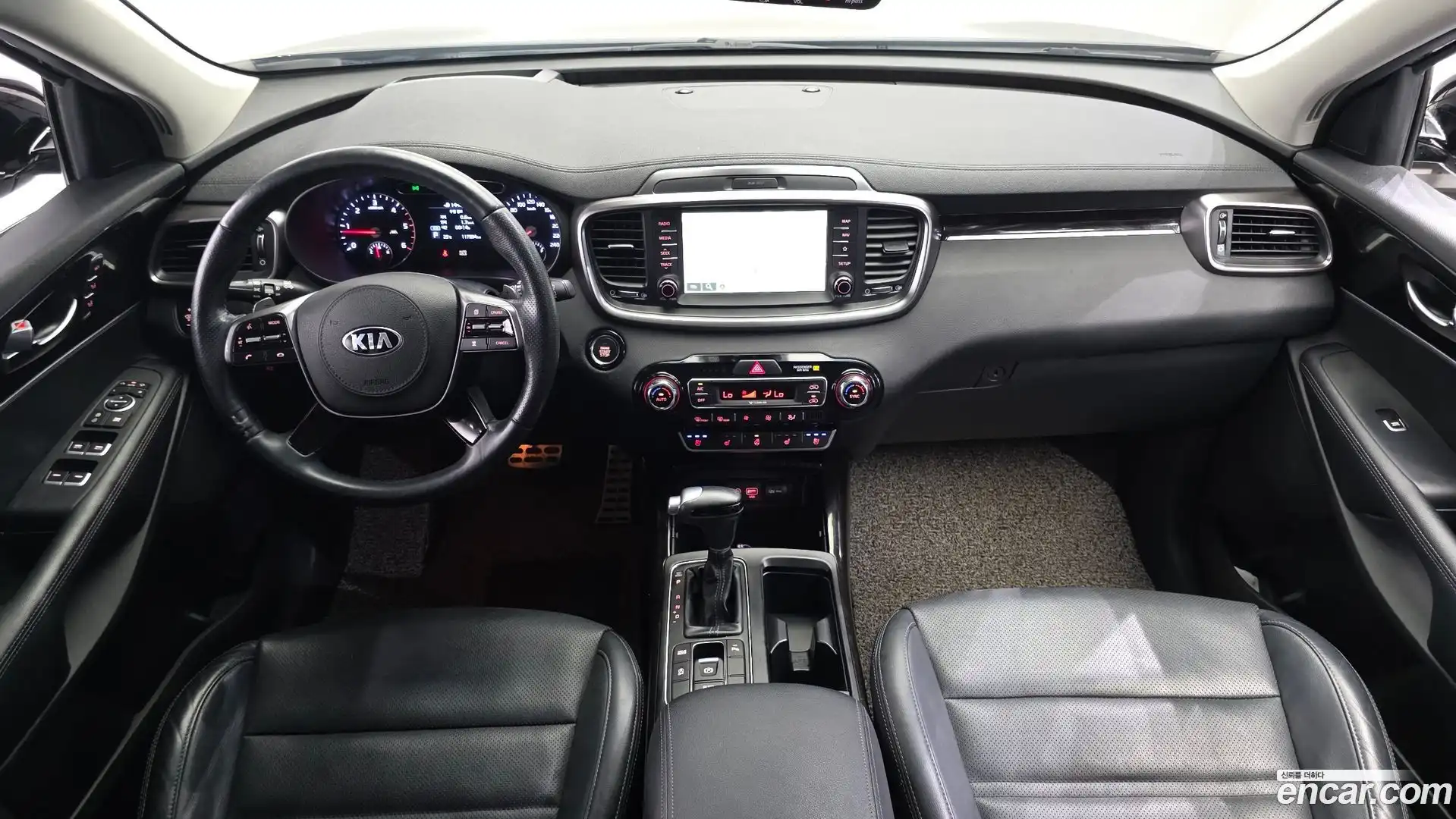 Sorento Kia 2019.1-INNER-007