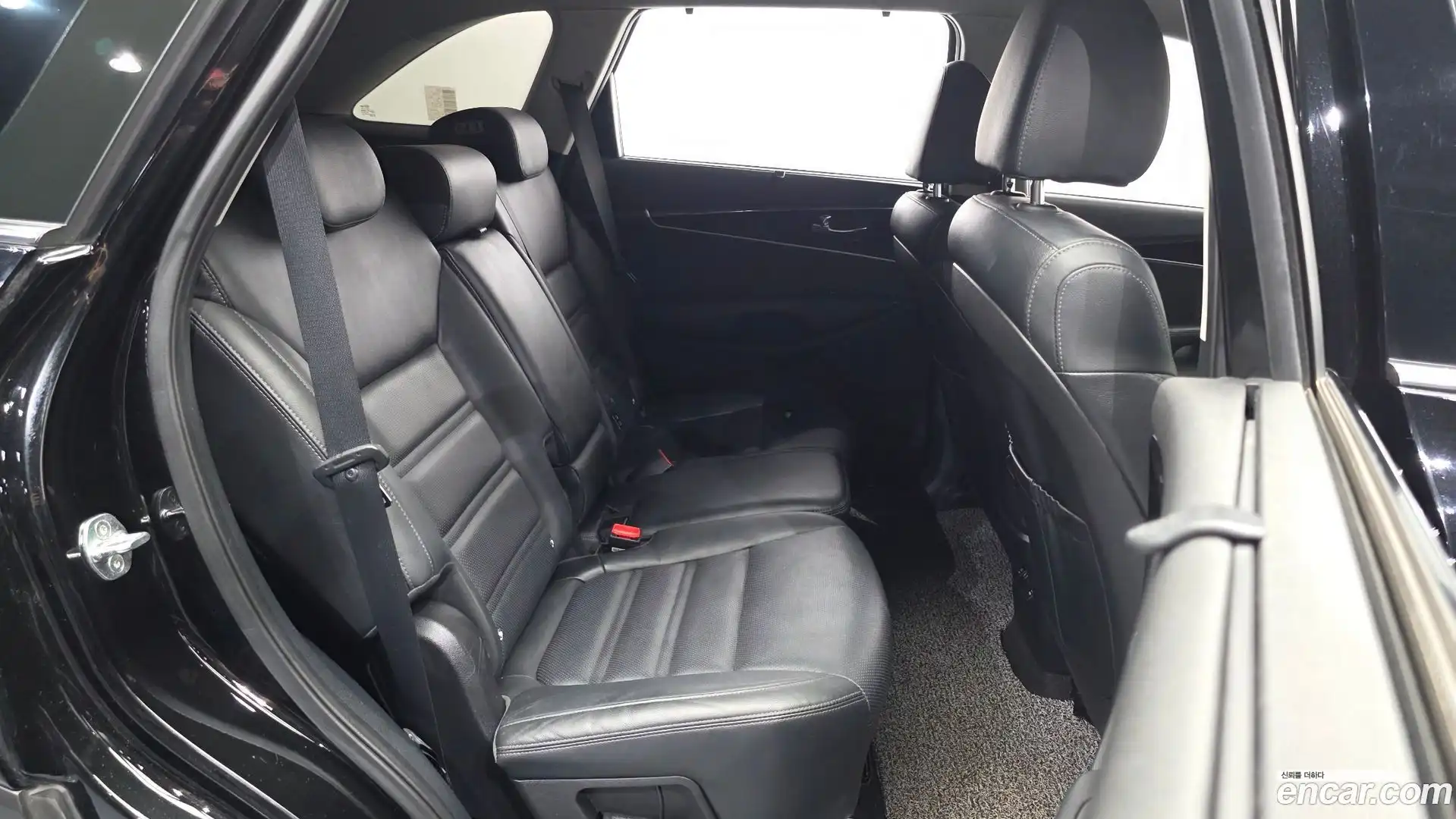Sorento Kia 2019.1-OPTION-015