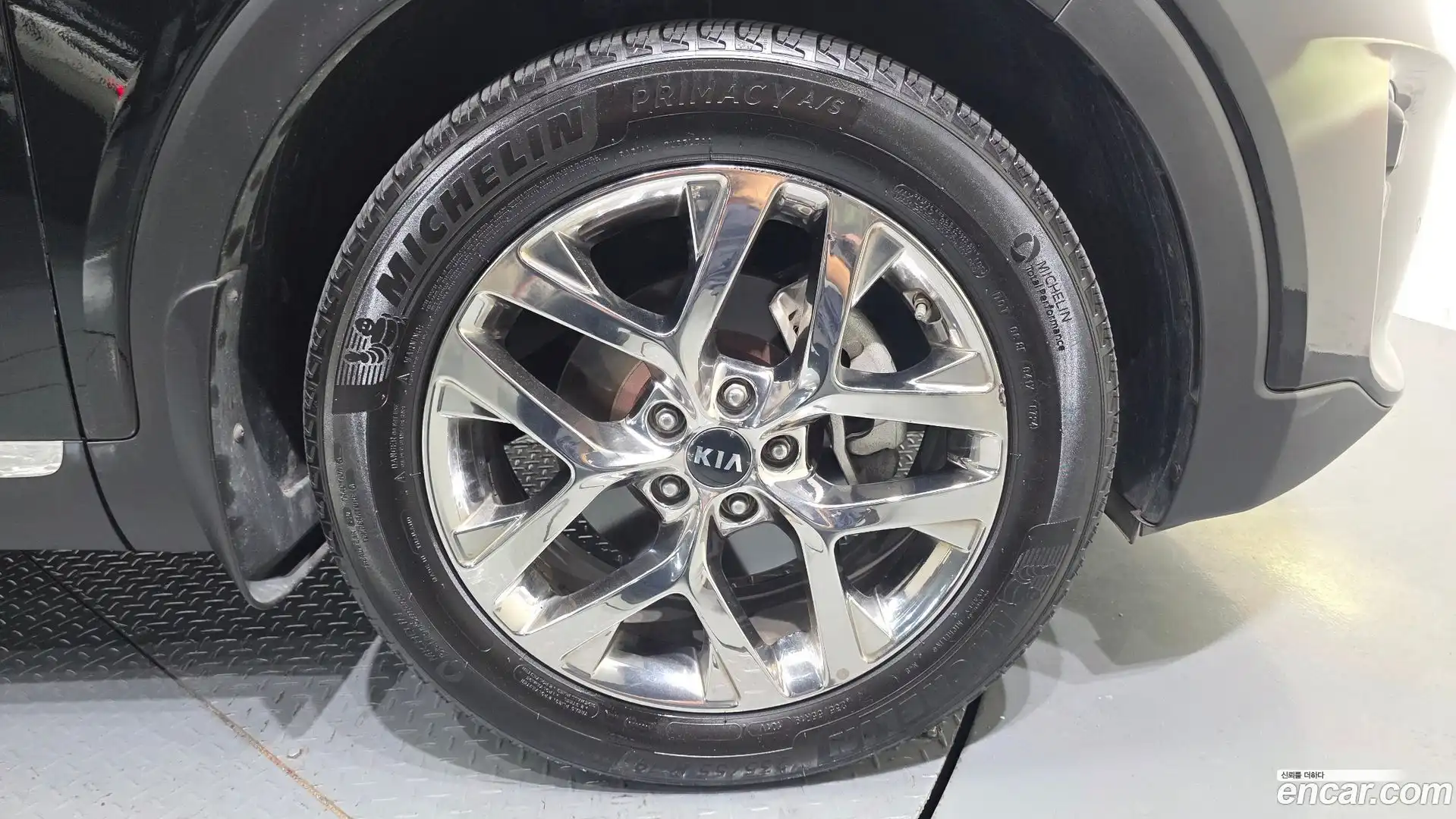 Sorento Kia 2019.1-OUTER-031
