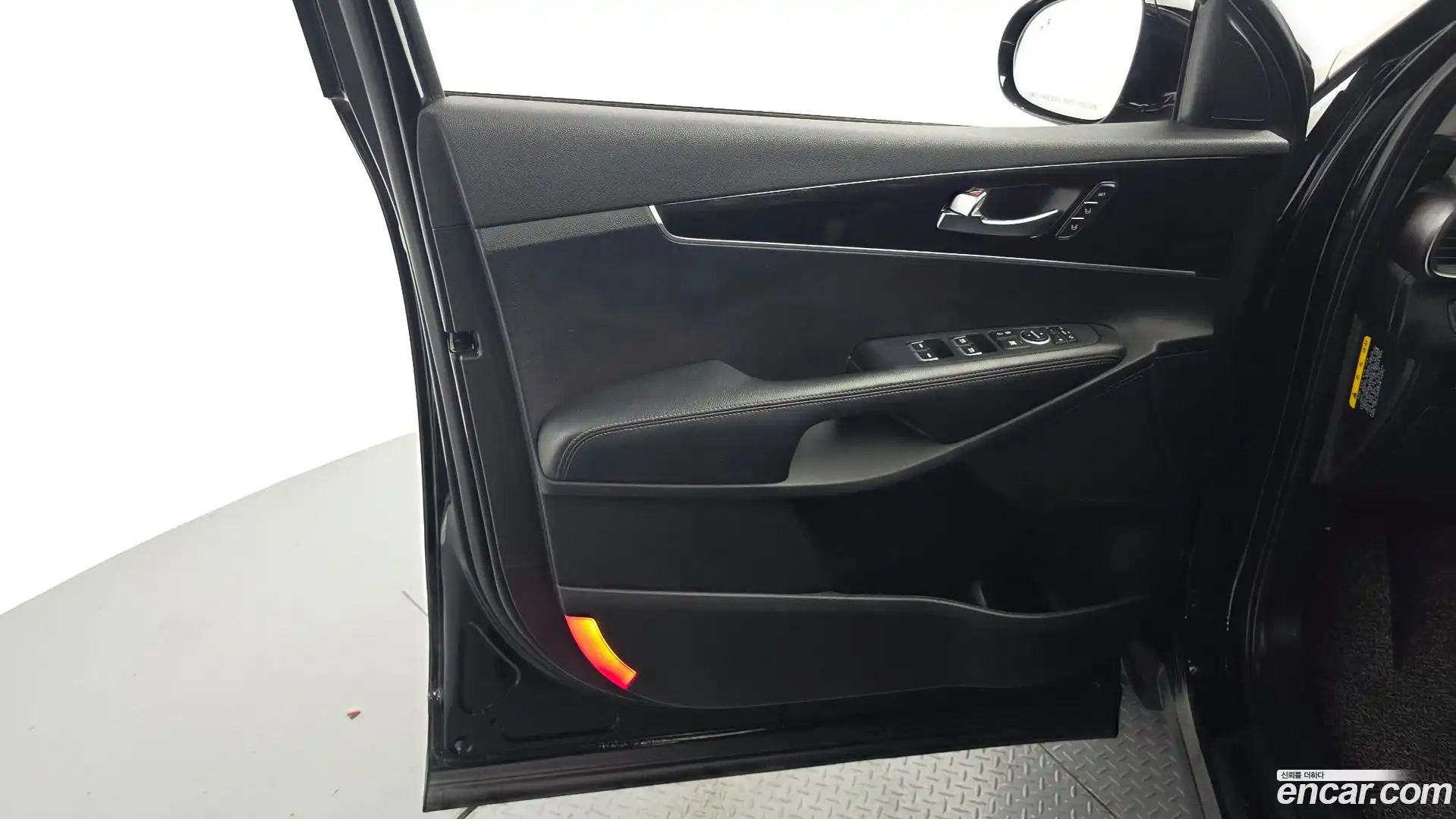 Sorento Kia 2019.1-INNER-034