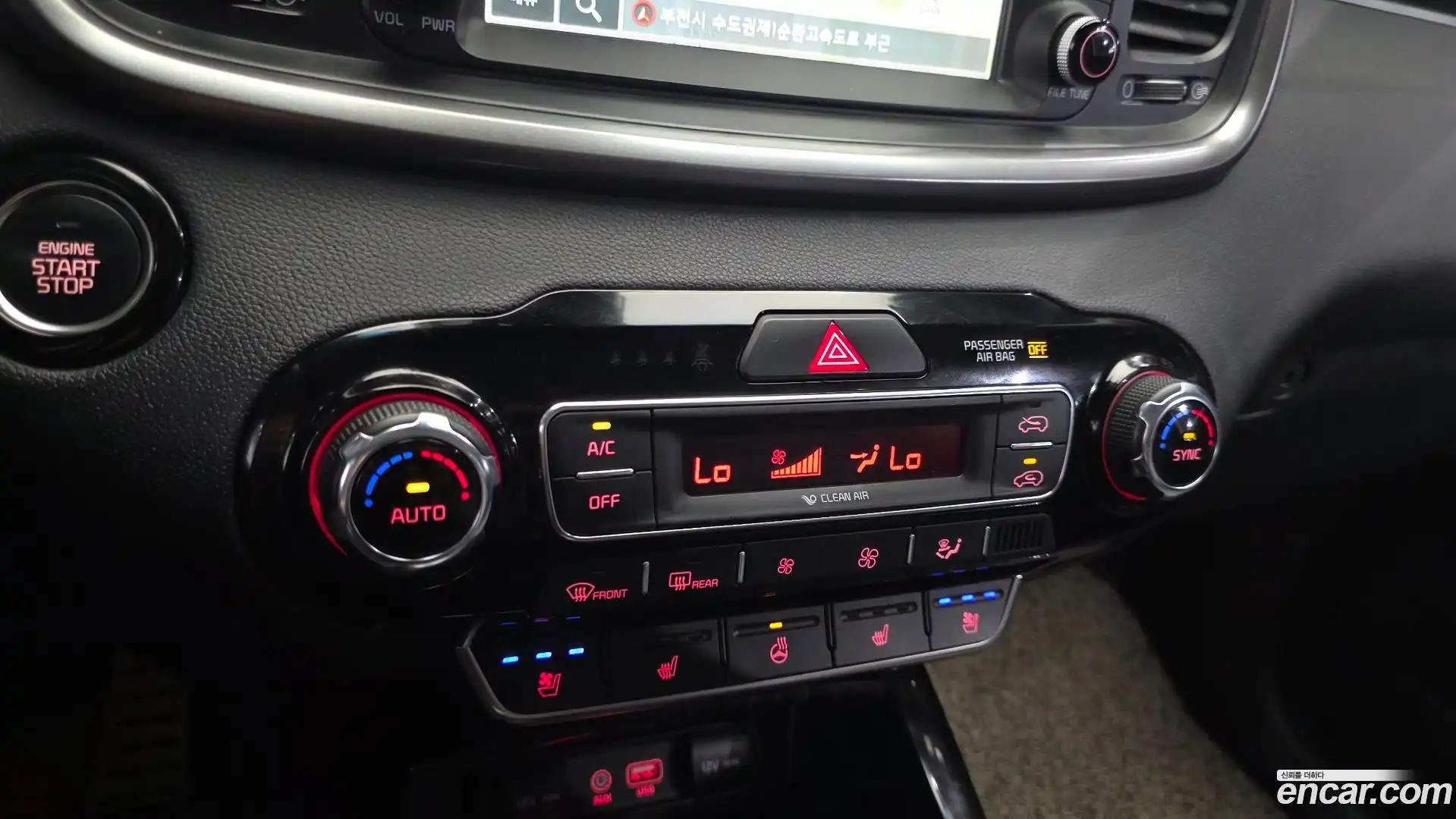 Sorento Kia 2019.1-OPTION-040
