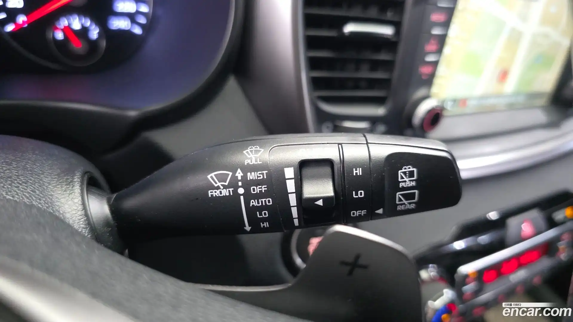 Sorento Kia 2019.1-OPTION-043