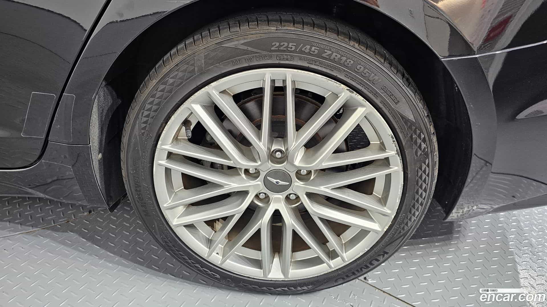 G70 Genesis 2019.5-OUTER-031