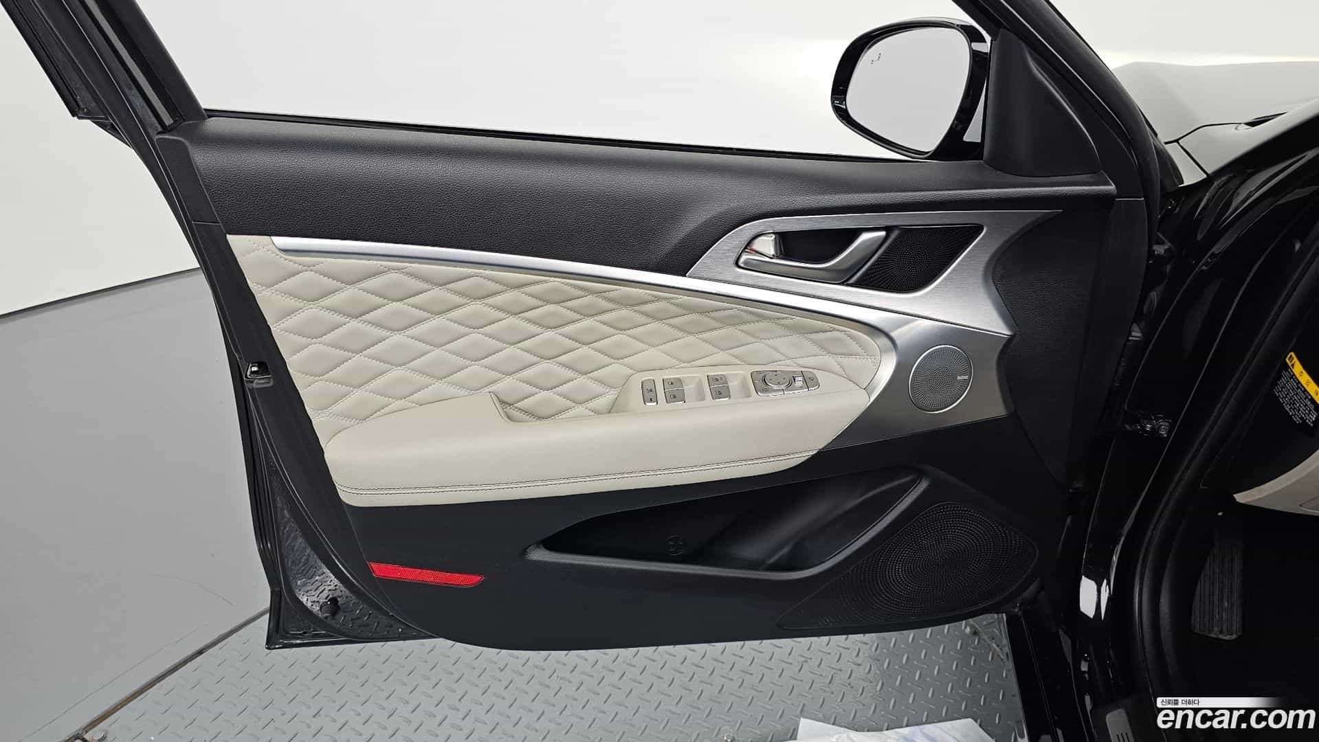 G70 Genesis 2019.5-INNER-034